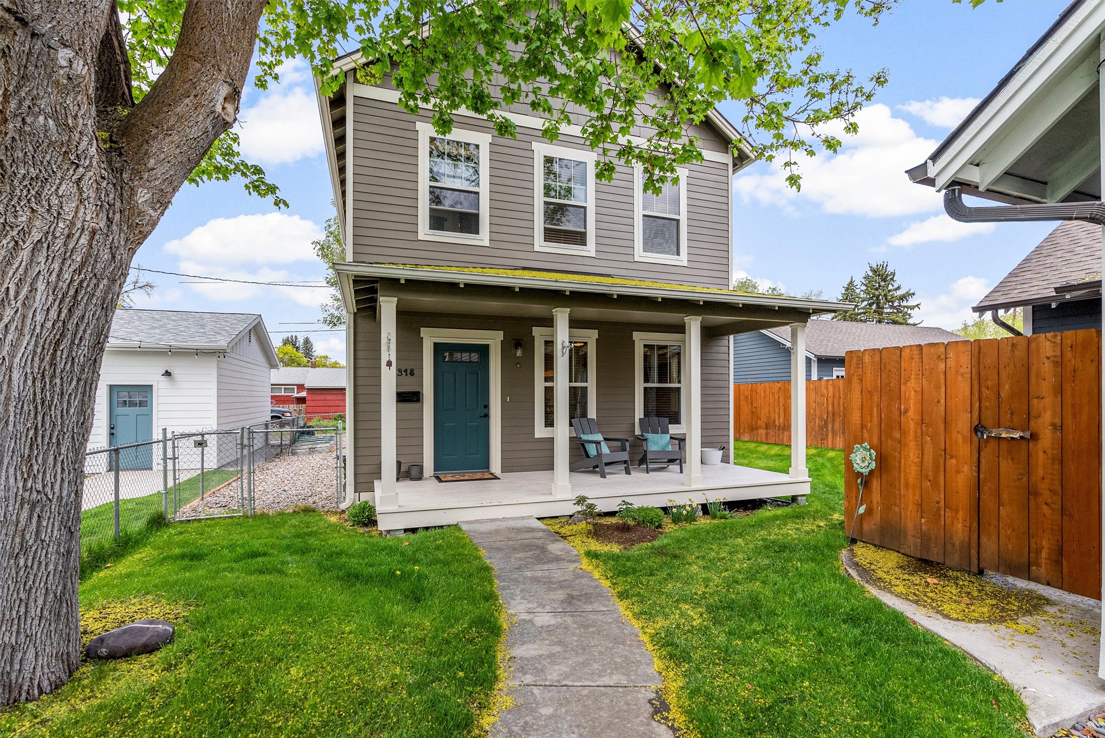 318 Dearborn Avenue Property Photo