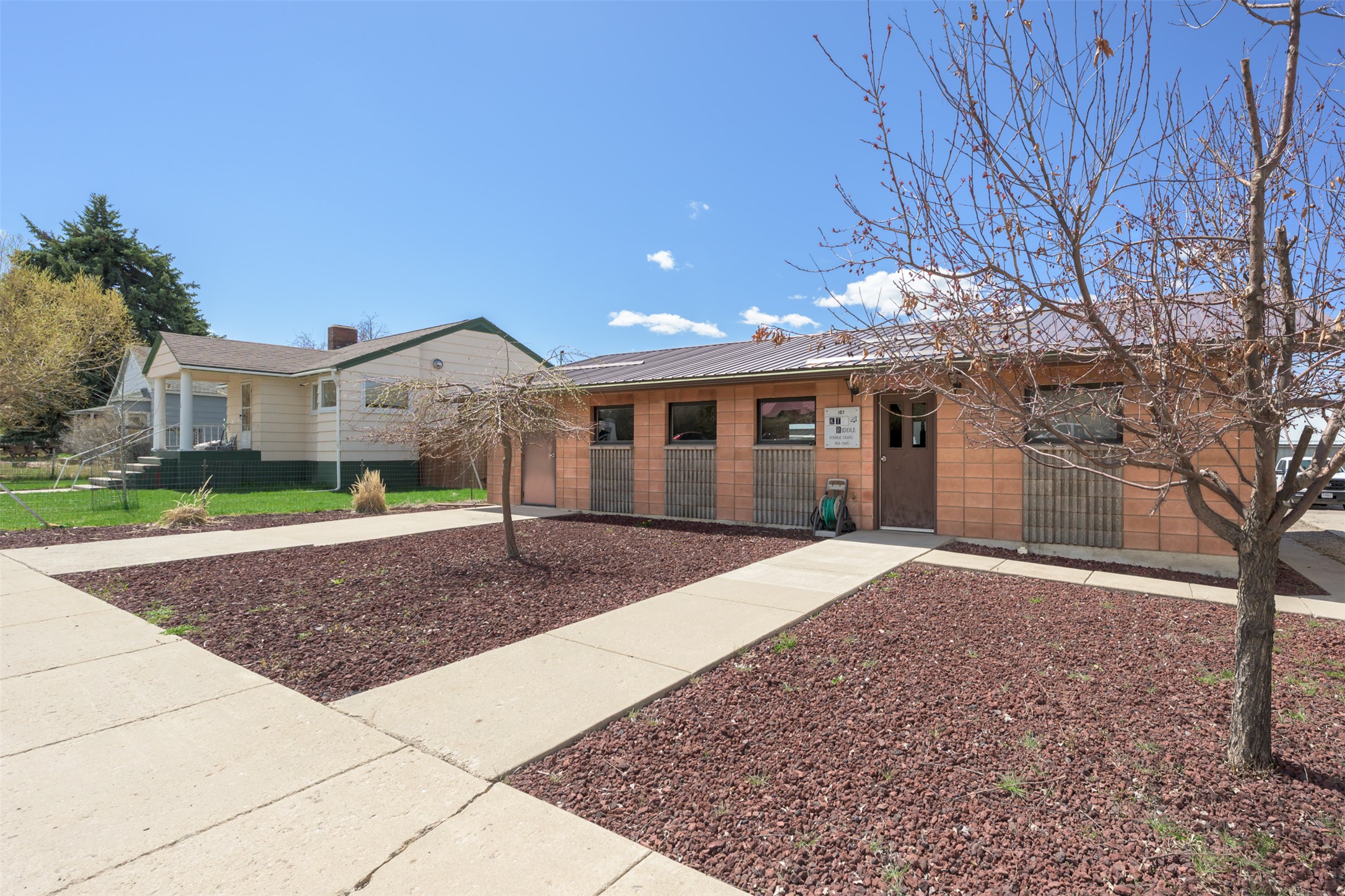 107 S Holland Street Property Photo