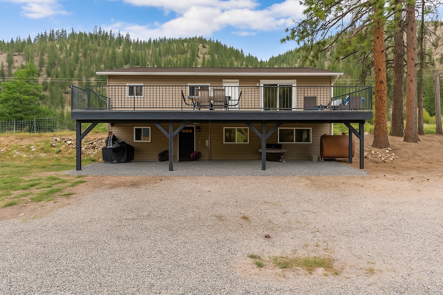 11625 Us Highway 12 W Property Photo 2