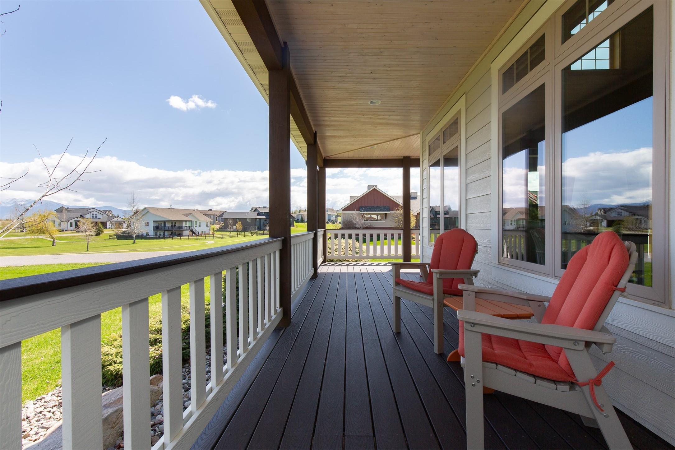 423 Parklands Trail Property Photo 8