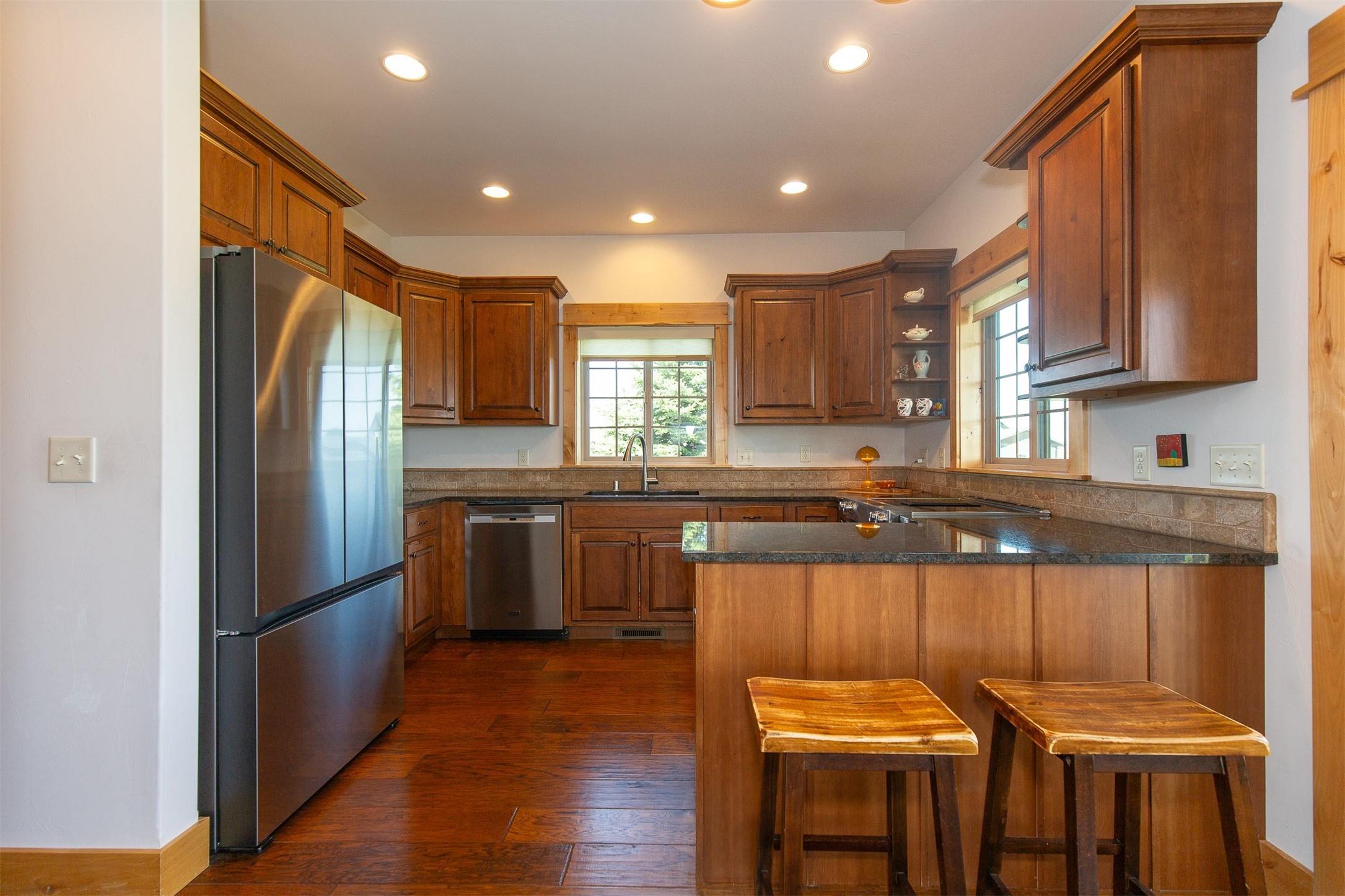 423 Parklands Trail Property Photo 16