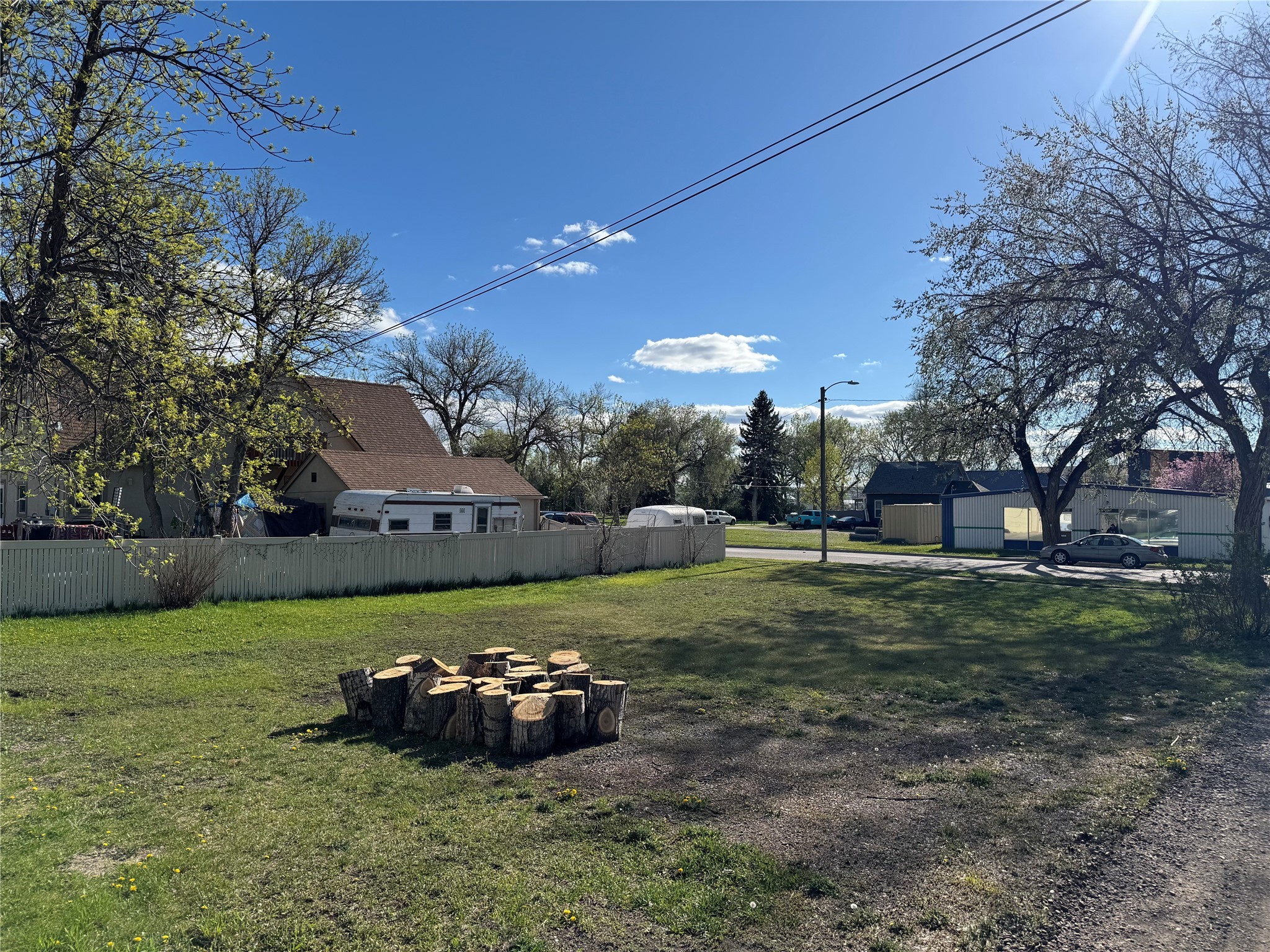 513 4th Street S Property Photo 2