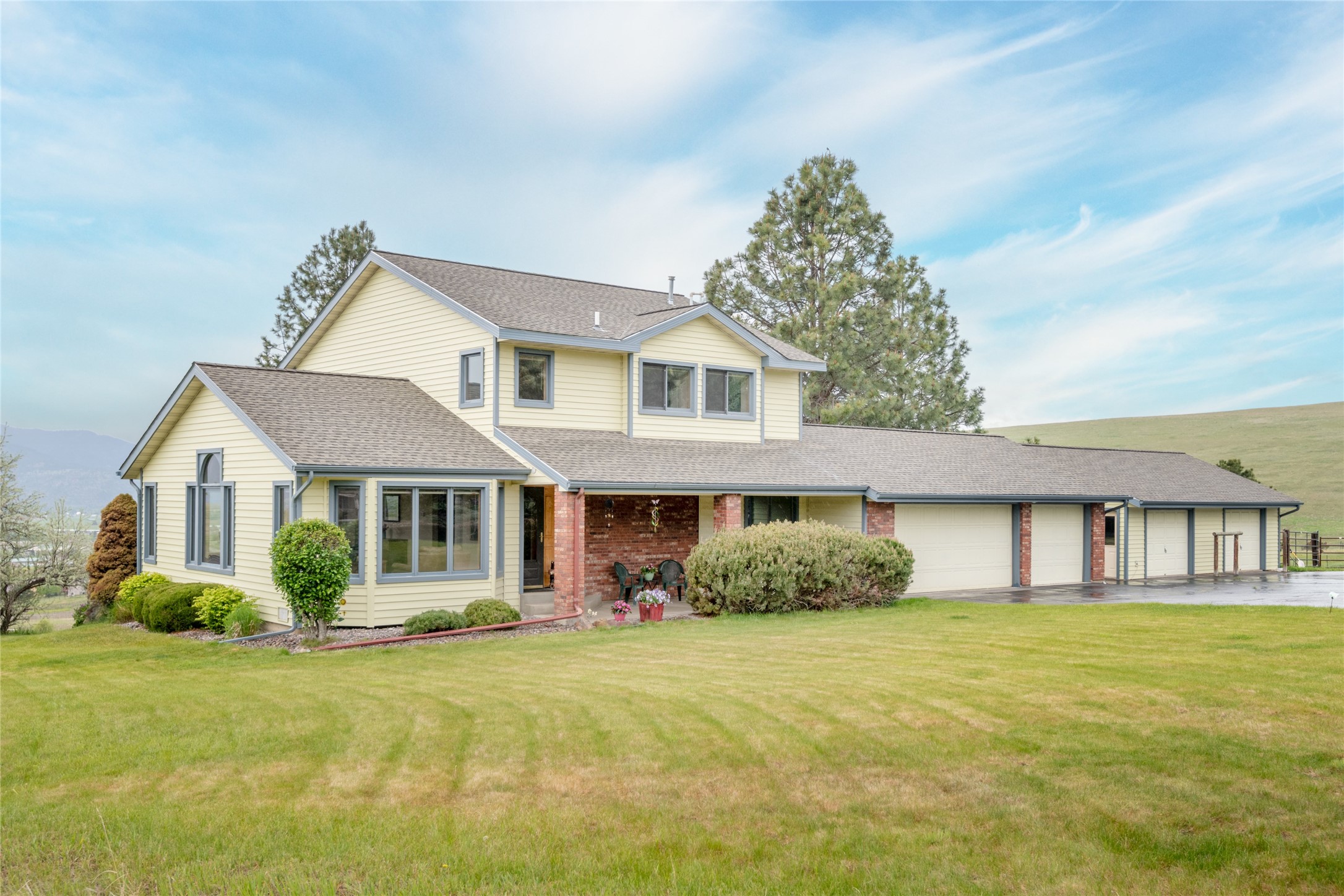 5190 Goodan Lane Property Photo 1