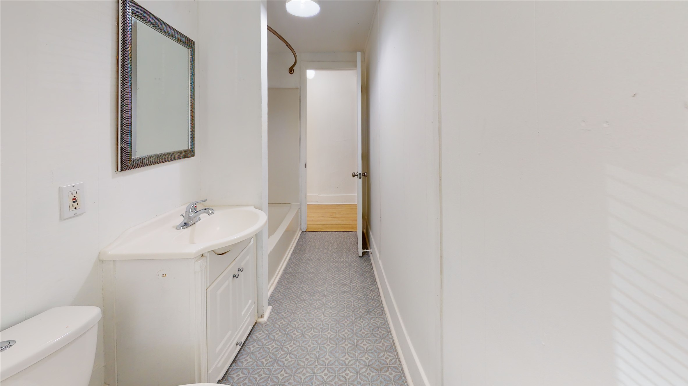 29 3rd Avenue E Property Photo 14