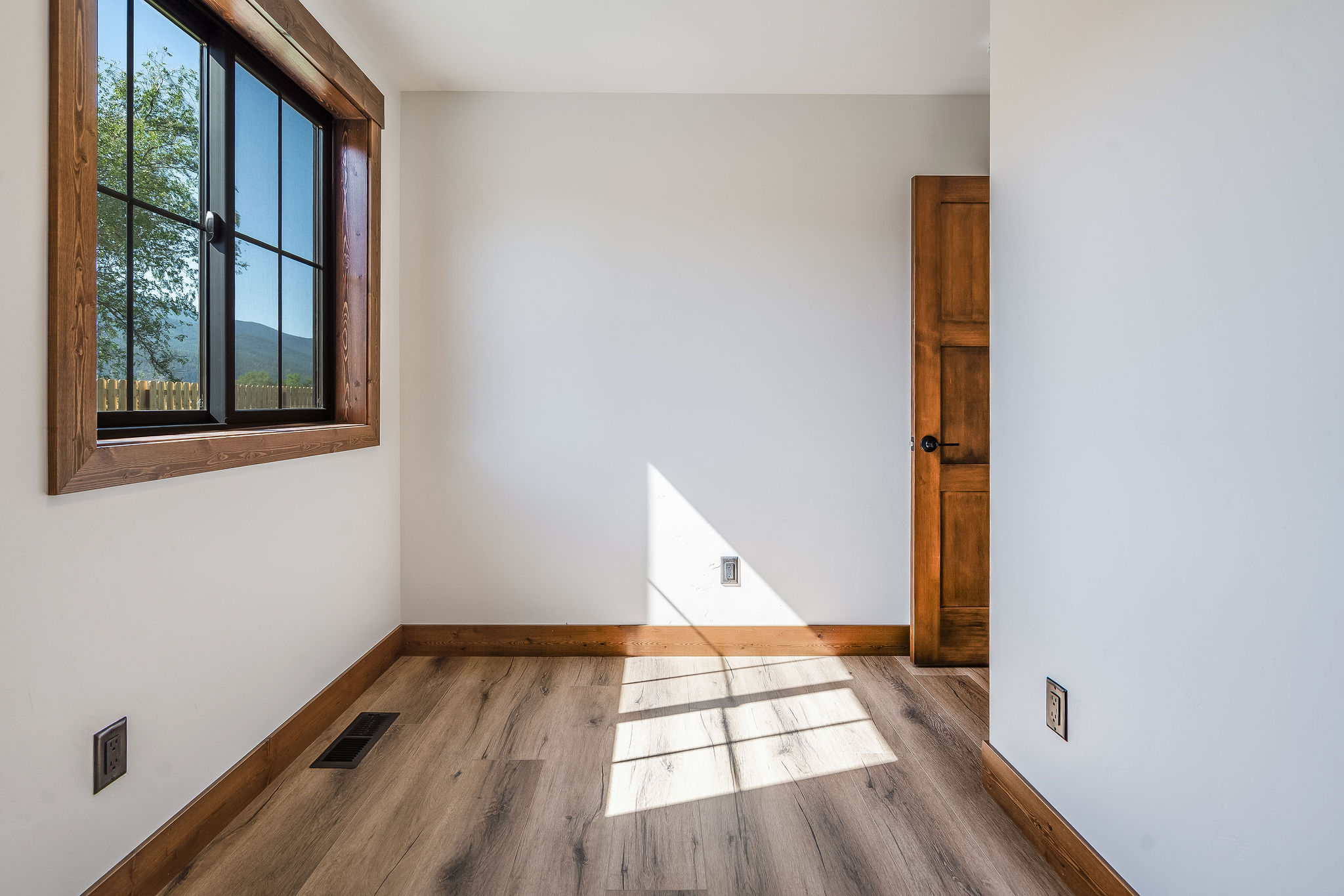 309 Stanton Street Property Photo 23