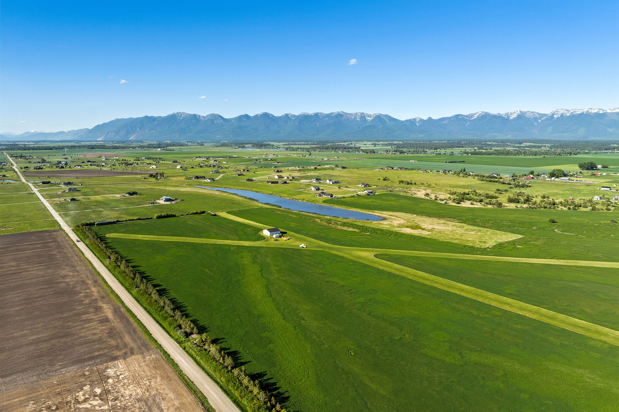 465 Farm Road Property Photo 3