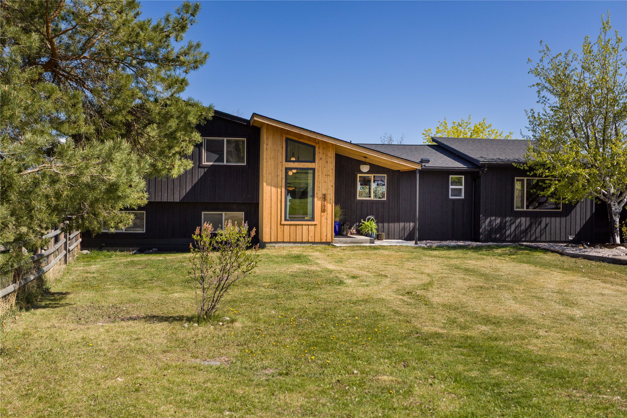 33766 W Shore Drive Property Photo 6