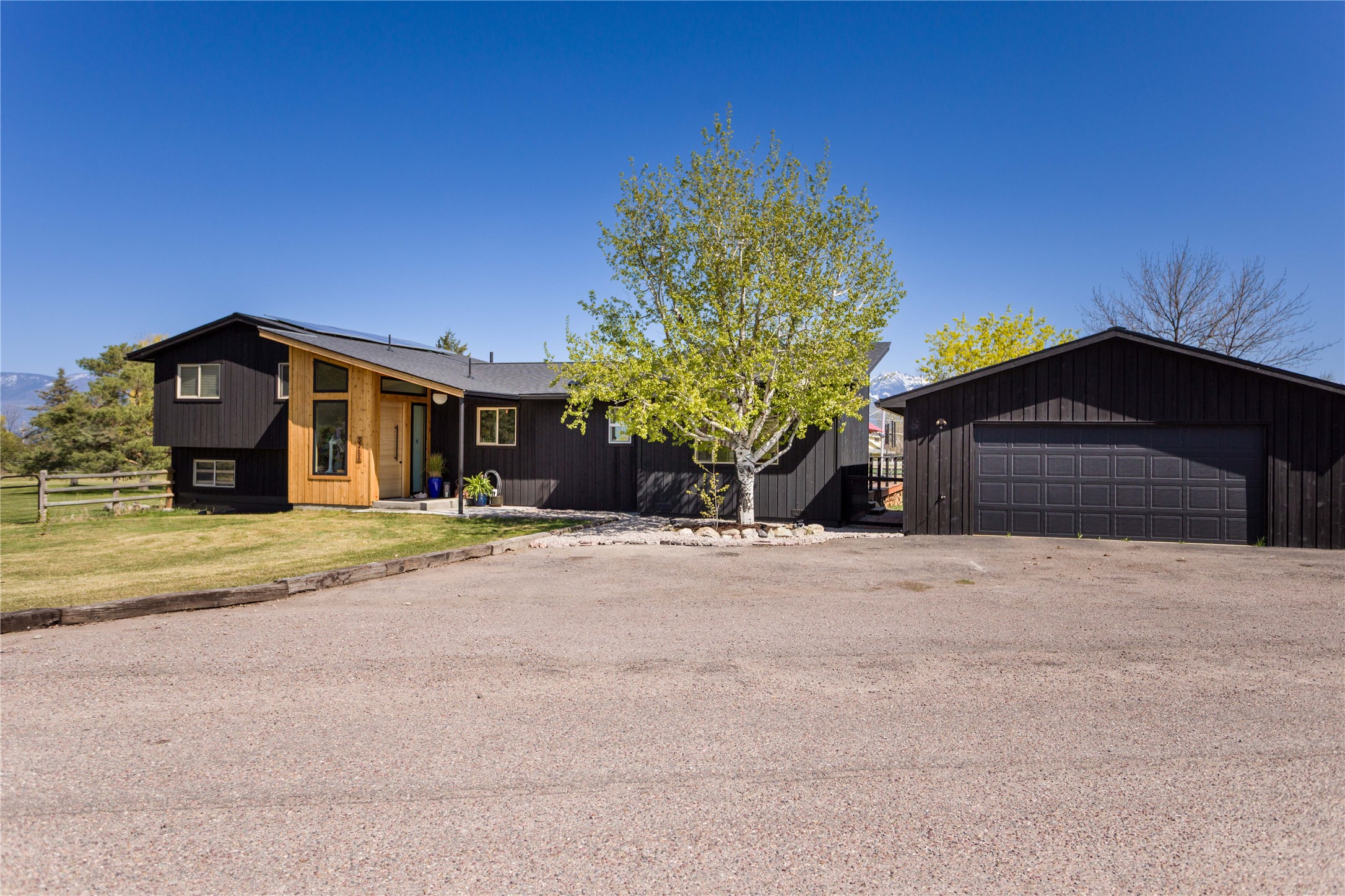33766 W Shore Drive Property Photo 7