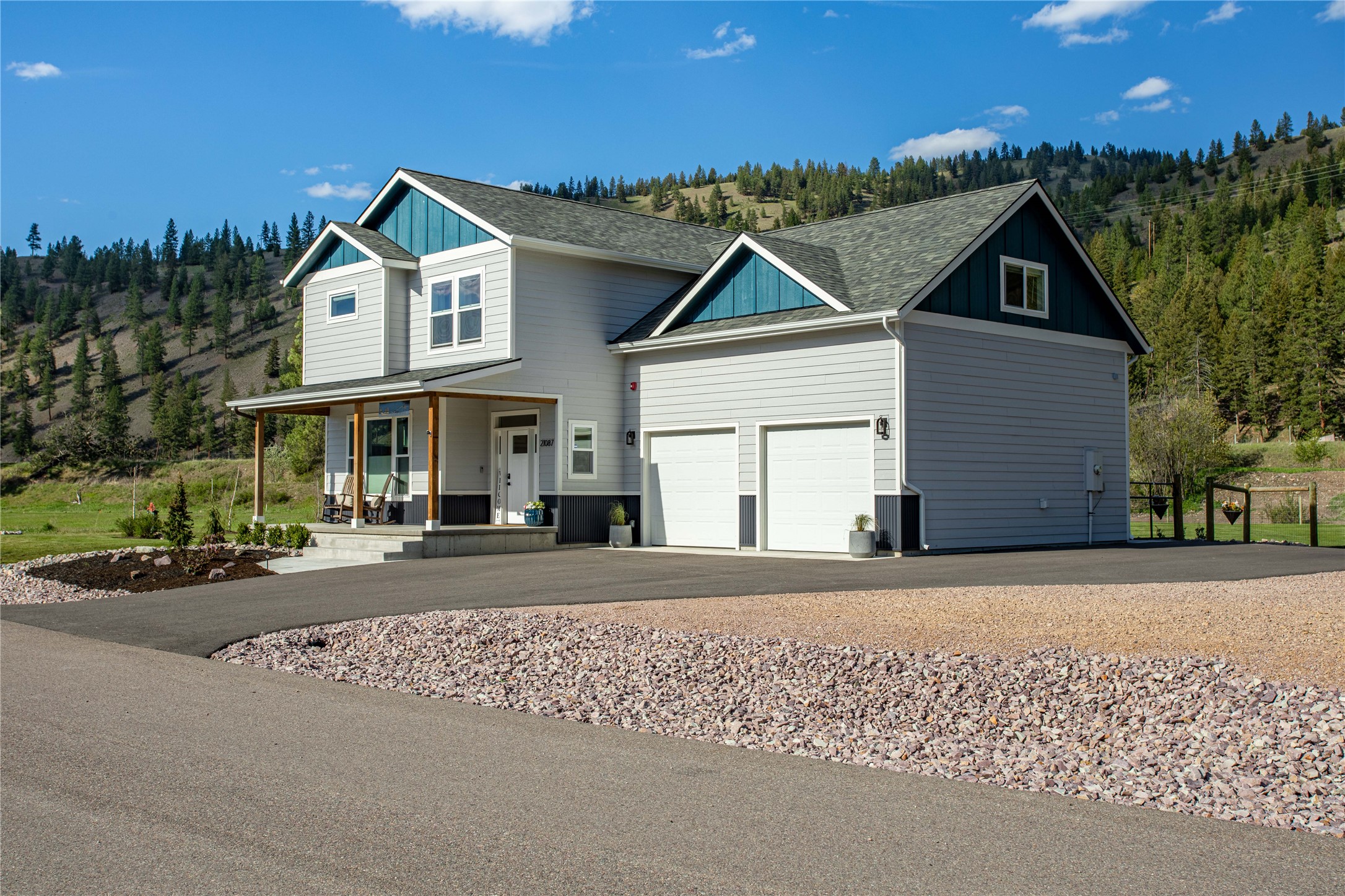 21087 Pamin Loop Property Photo 3