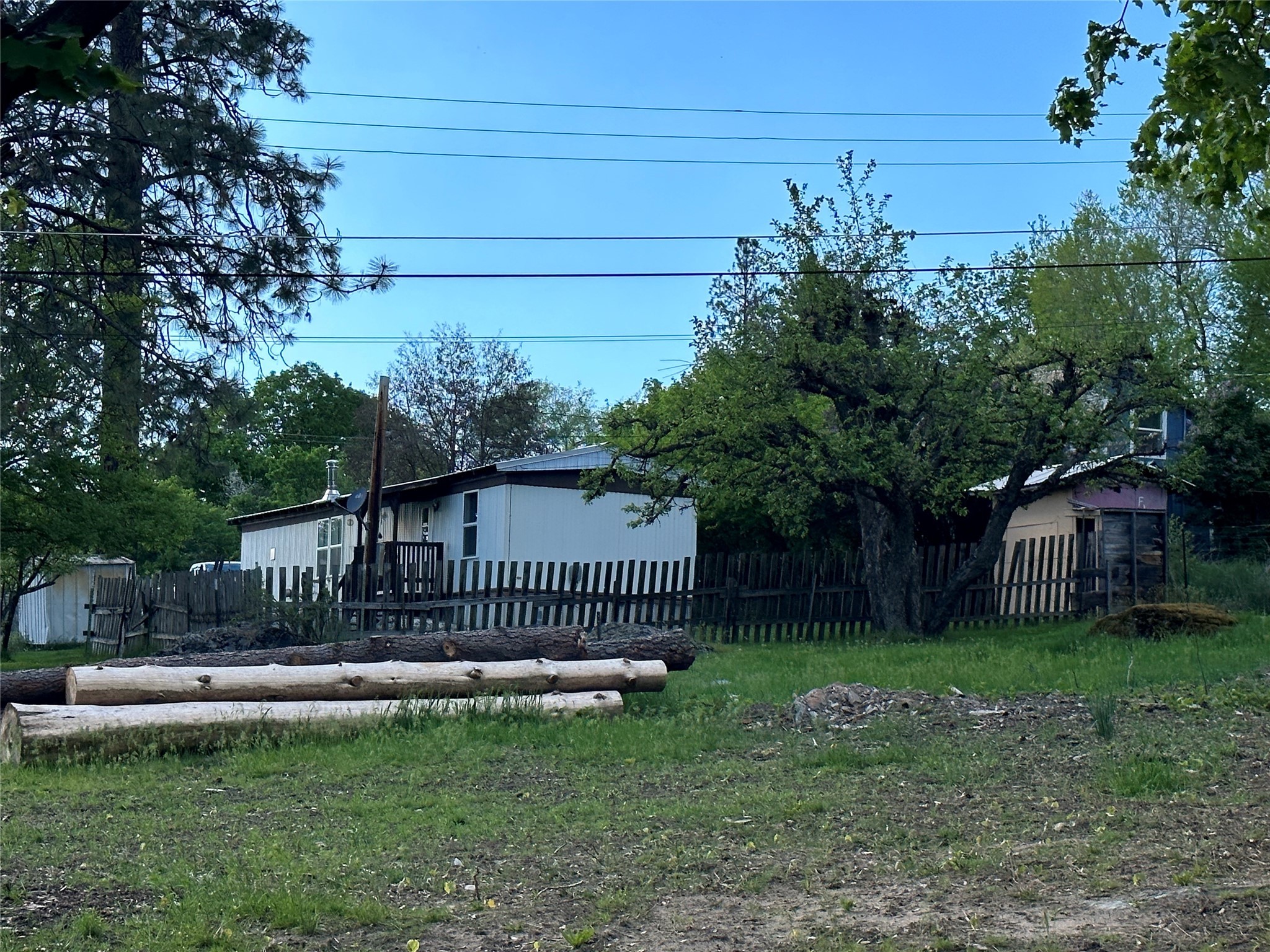 205 Greenwood Street Property Photo 3