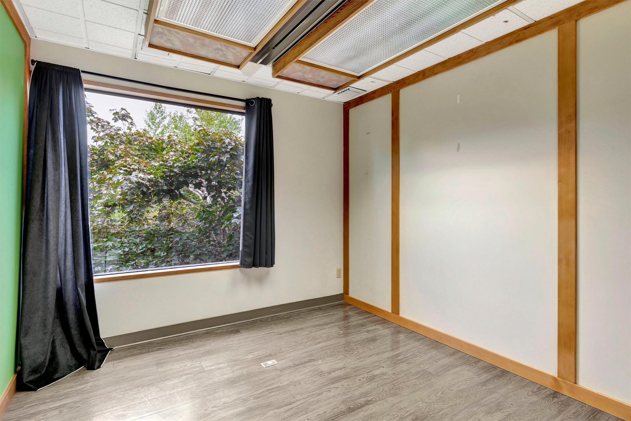 690 Sw Higgins Avenue E&f Property Photo 10