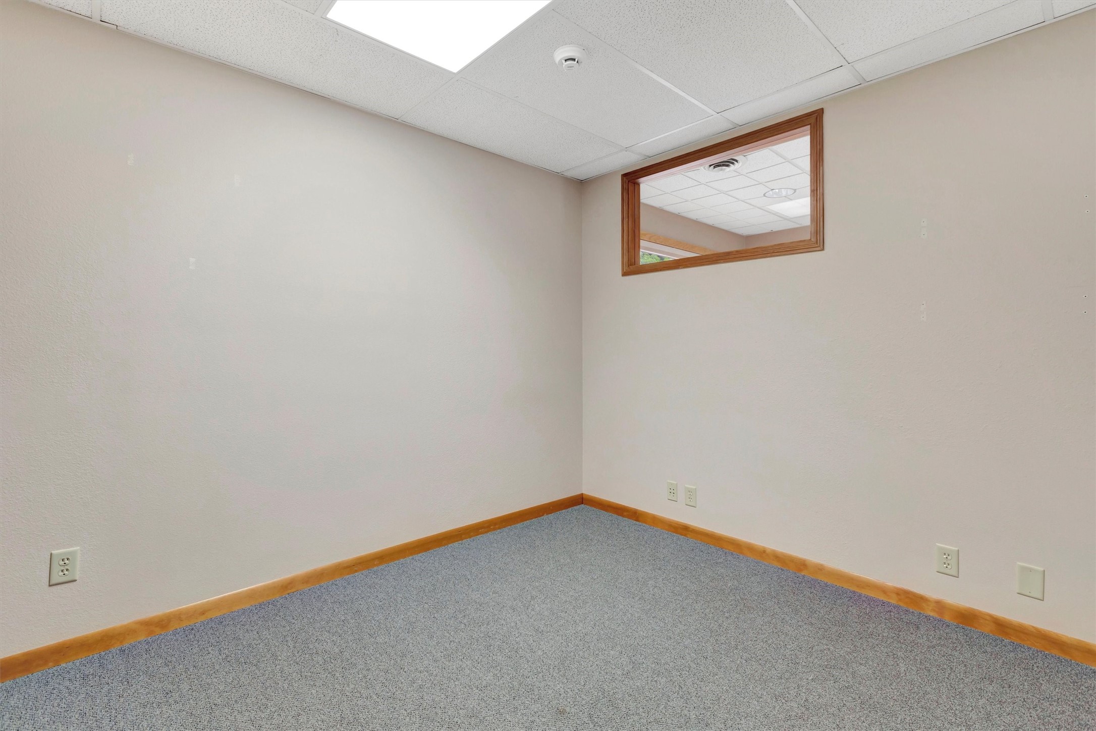 690 Sw Higgins Avenue E&f Property Photo 23