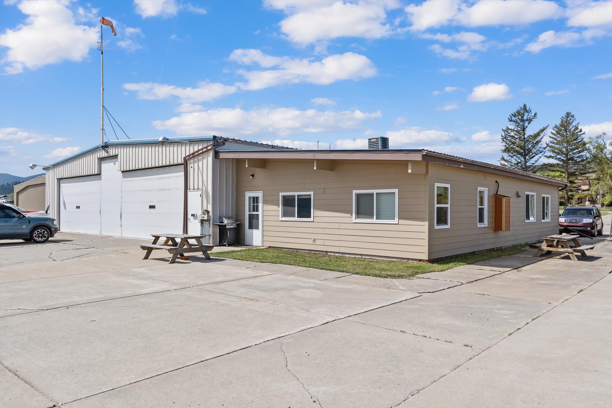 1893 Airport Road Property Photo 3