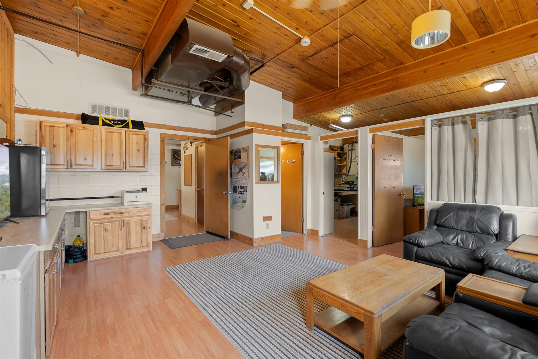 1893 Airport Road Property Photo 8