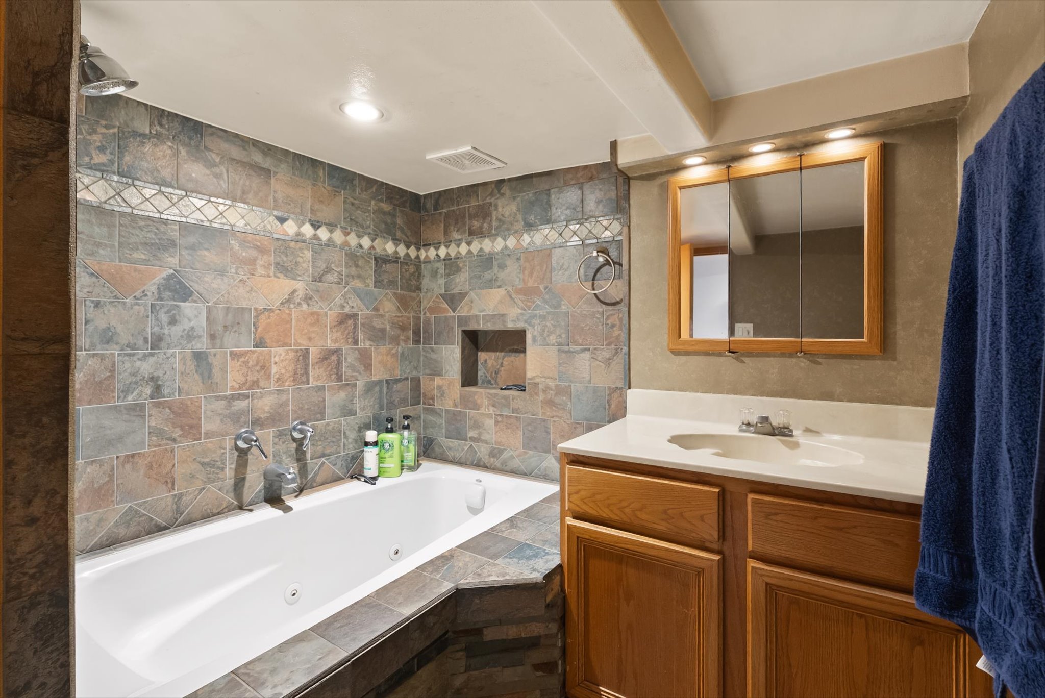 1893 Airport Road Property Photo 28