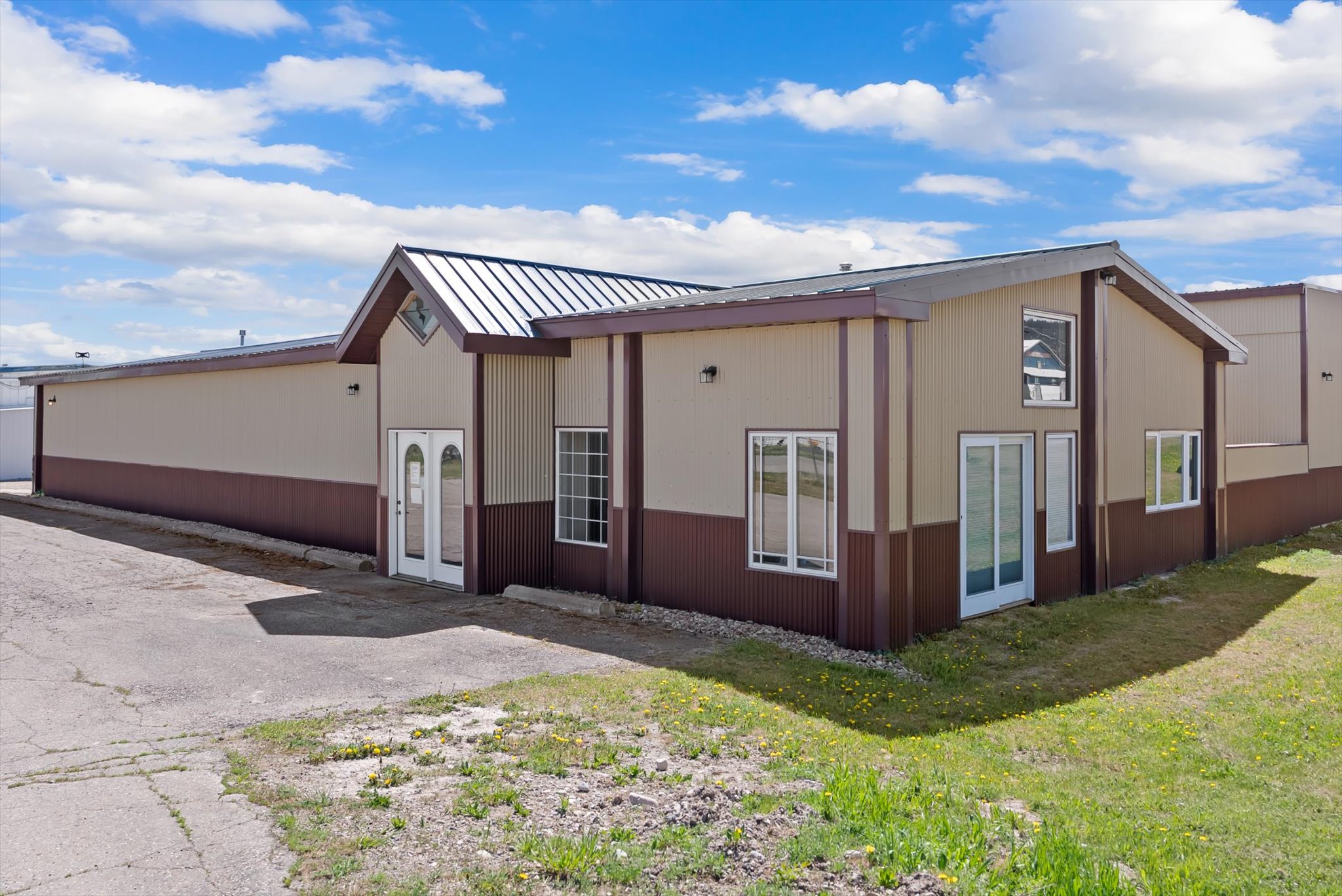 1893 Airport Road Property Photo 50