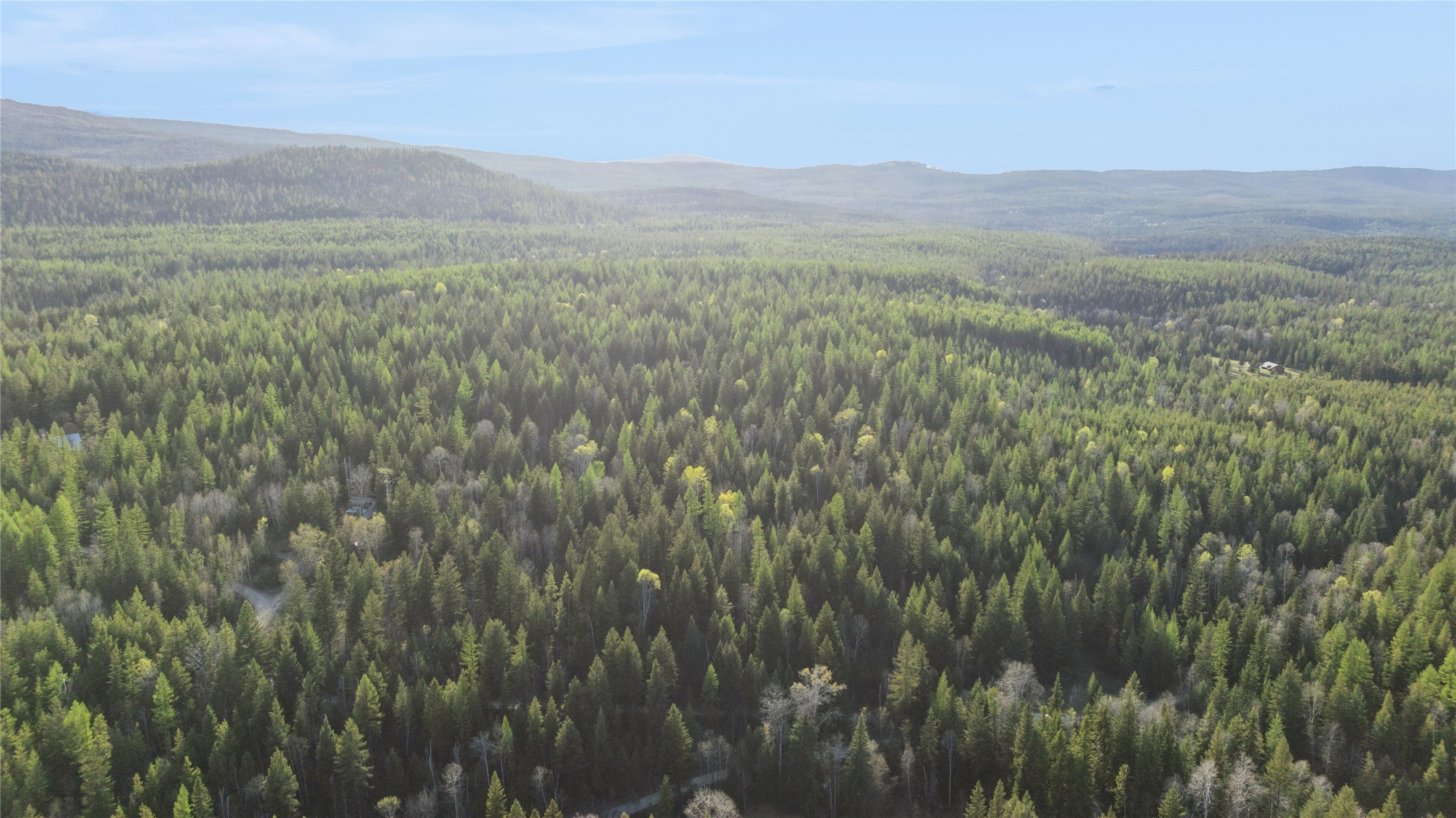 2096 Marl Lake Creek Road Property Photo 4