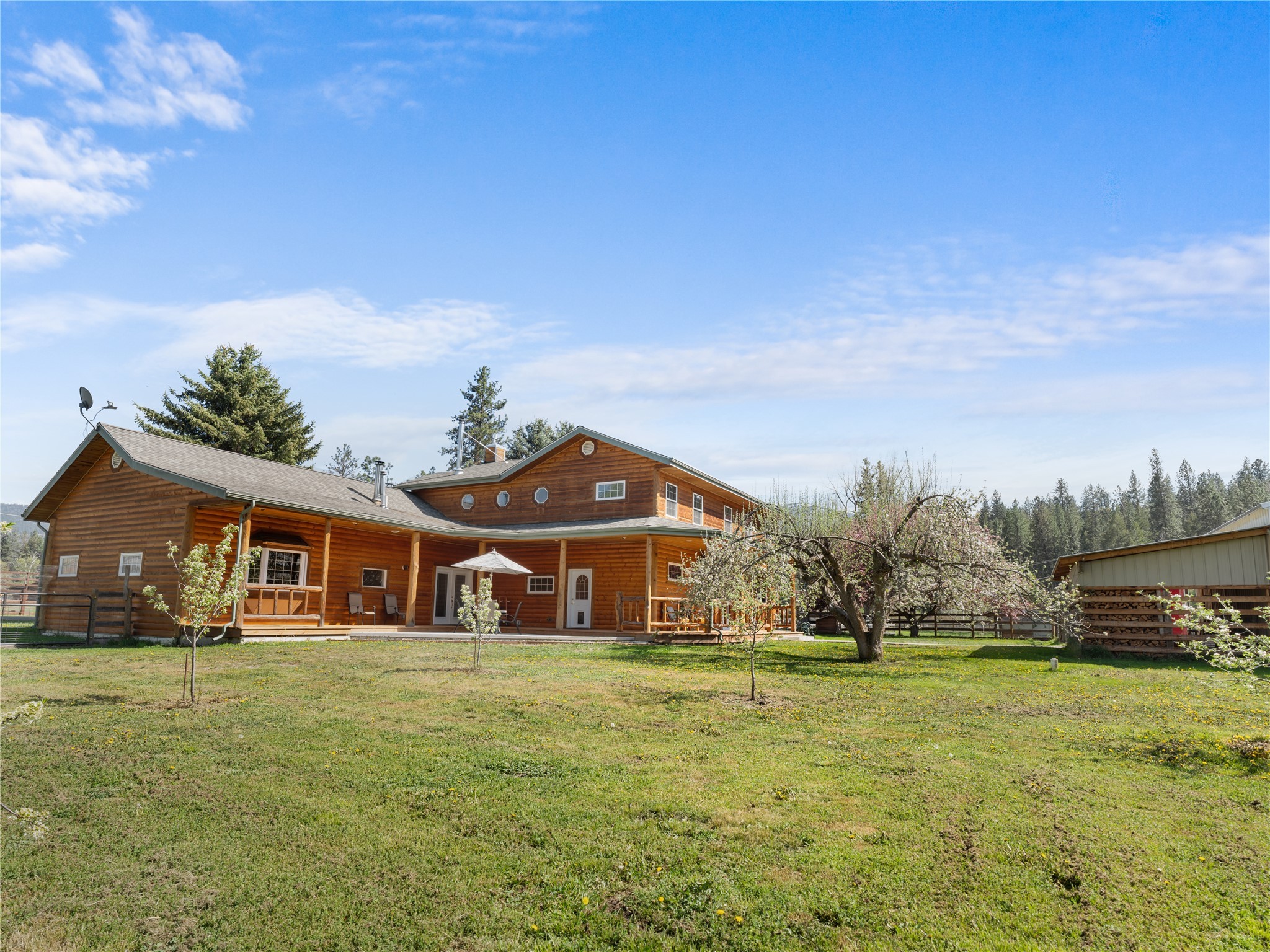 40 E Fork Combest Creek Road Property Photo 1