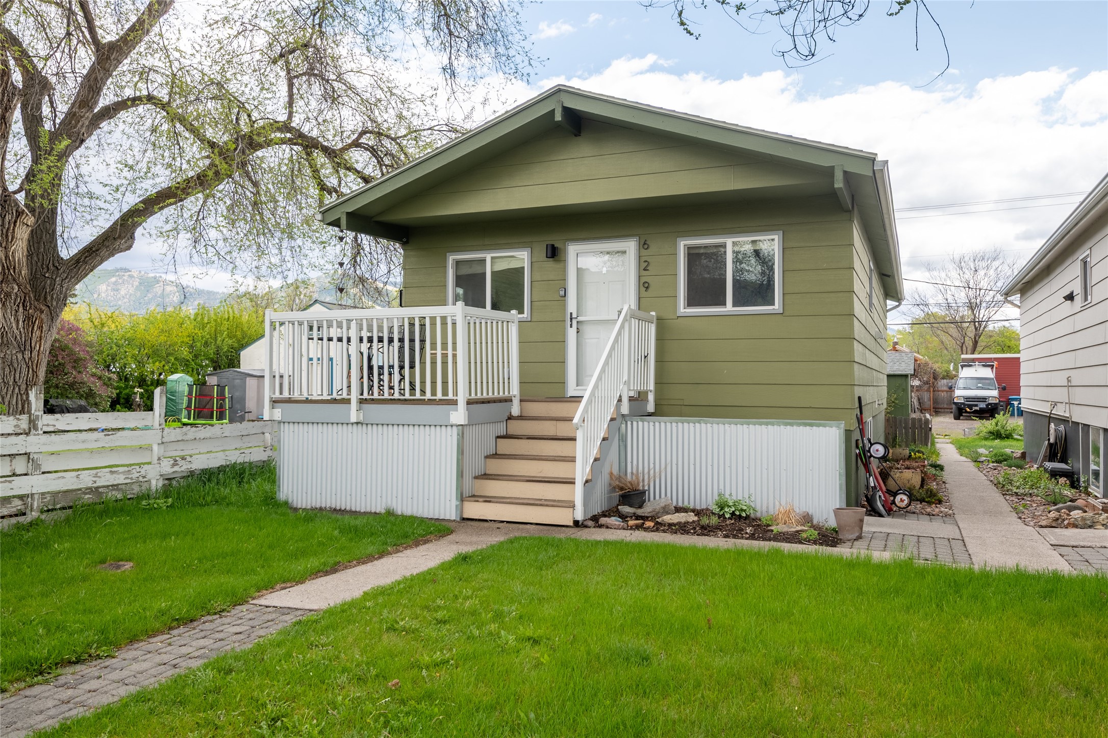 629 Cooley Street Property Photo