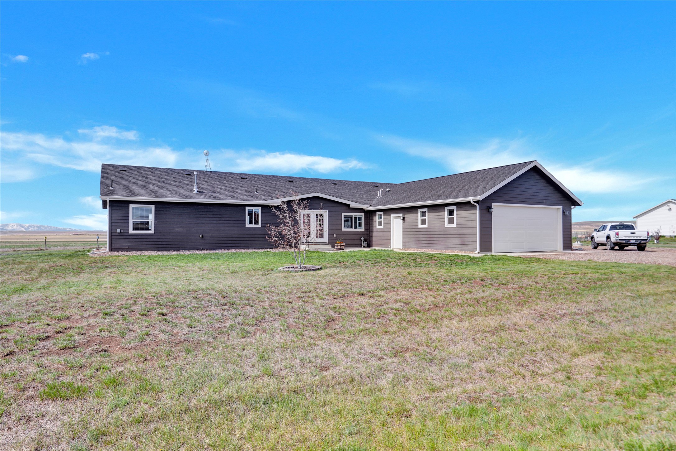8 Indian Cliffs Drive Property Photo