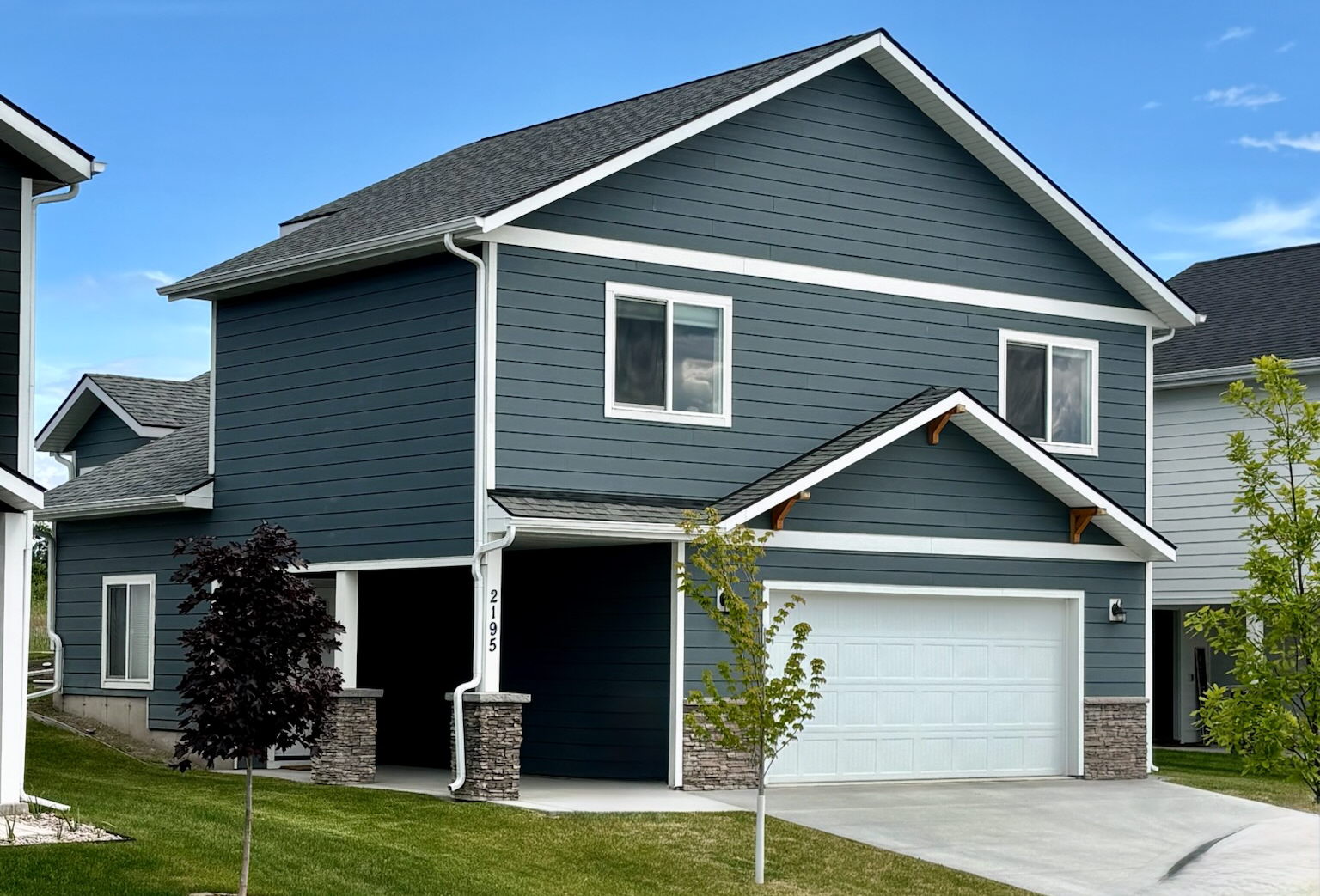 2195 Black Bird Lane