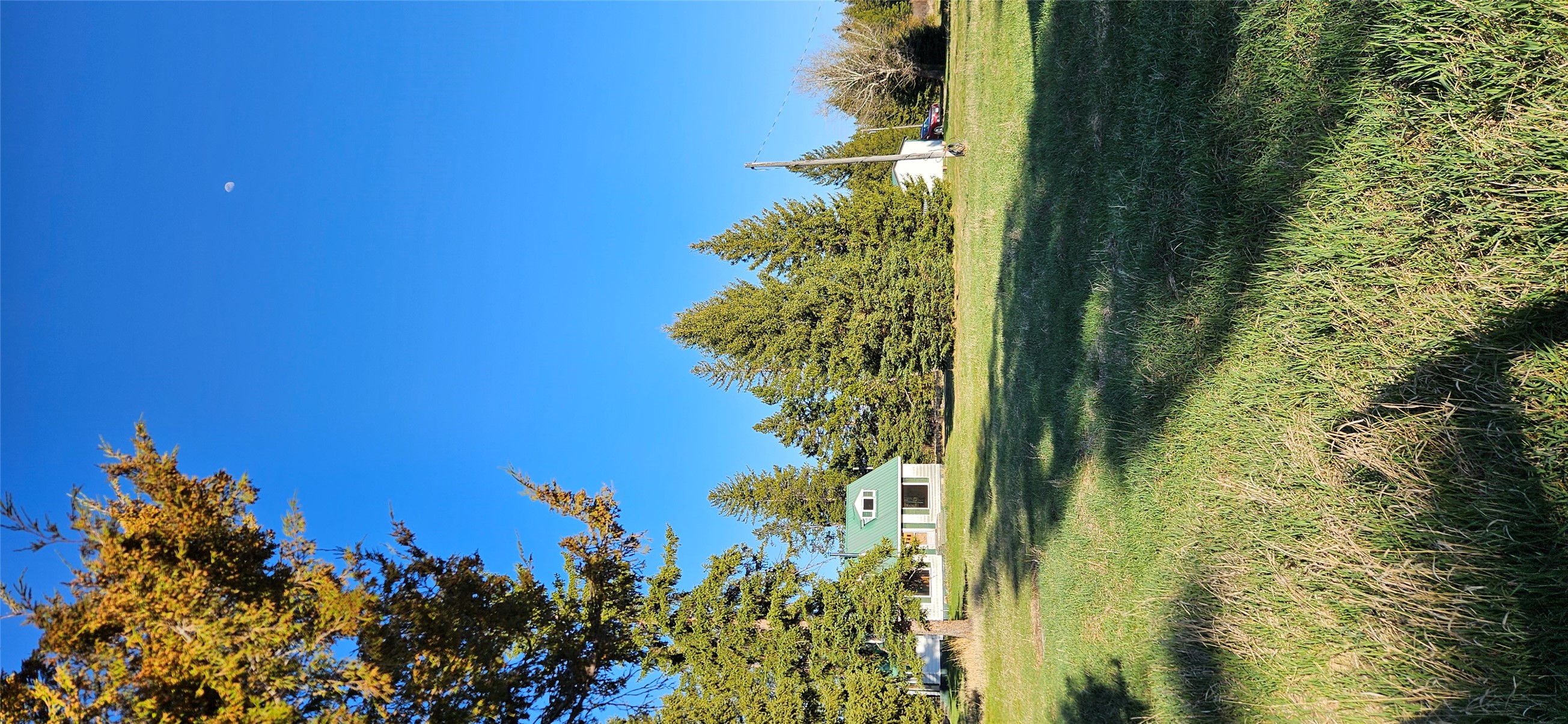 350 1st Avenue N Property Photo 1