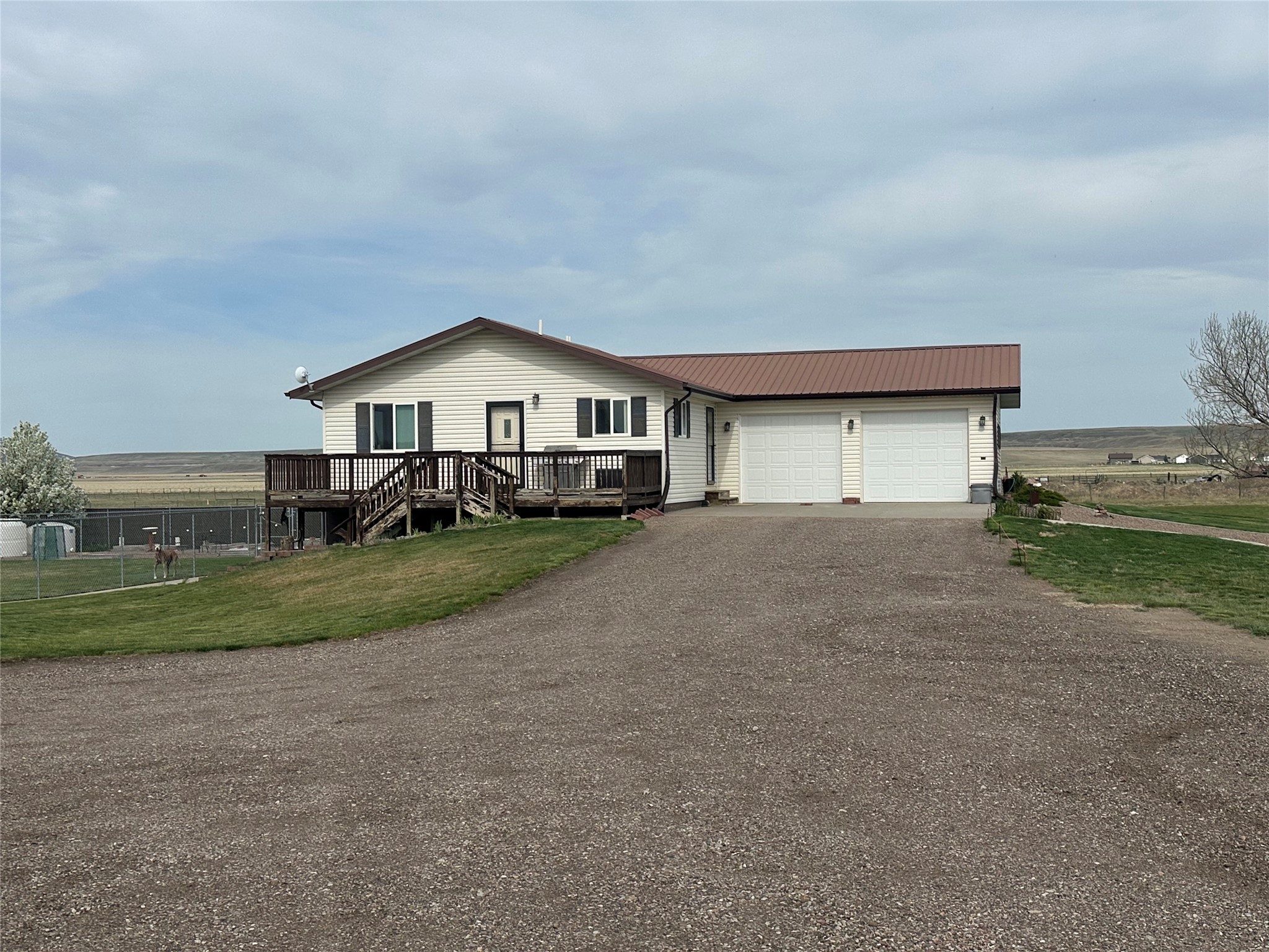 930 Luebbe Road Property Photo