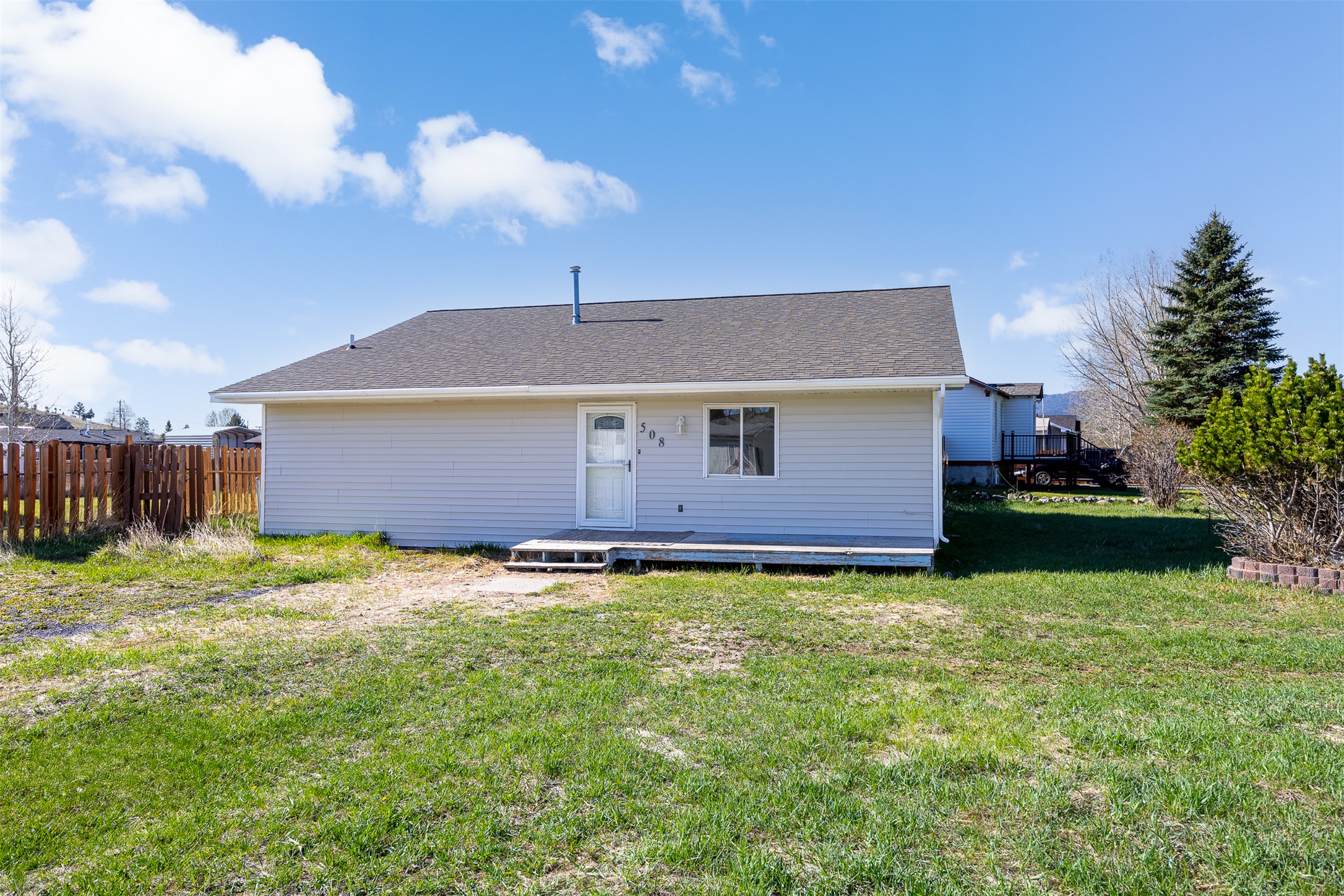 206 Garden Drive Property Photo