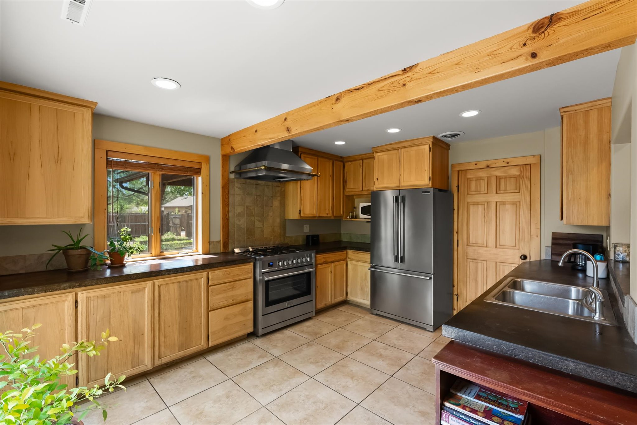 1205 Idaho Street Property Photo 8