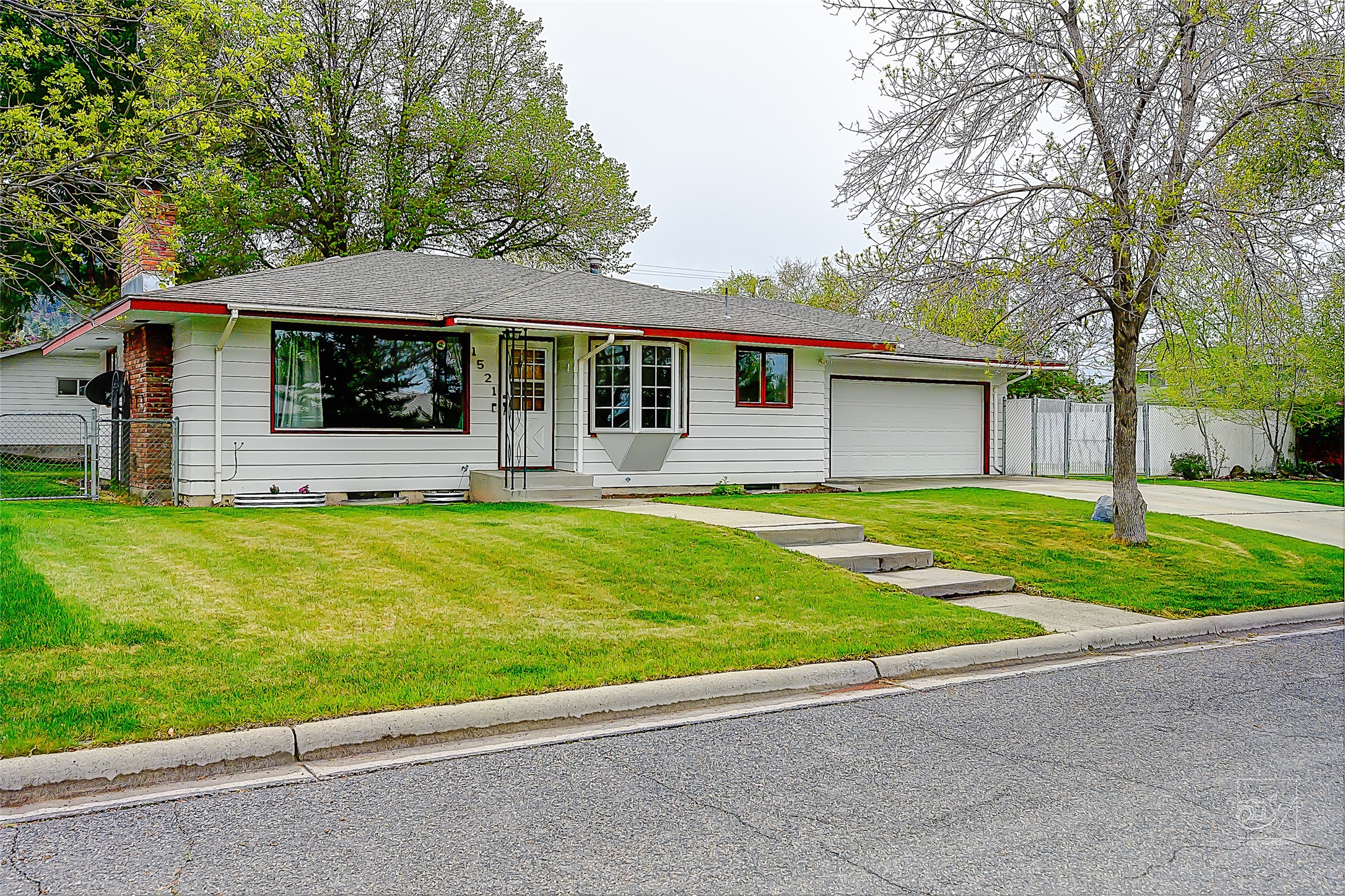 1521 Hollins Avenue Property Photo 1