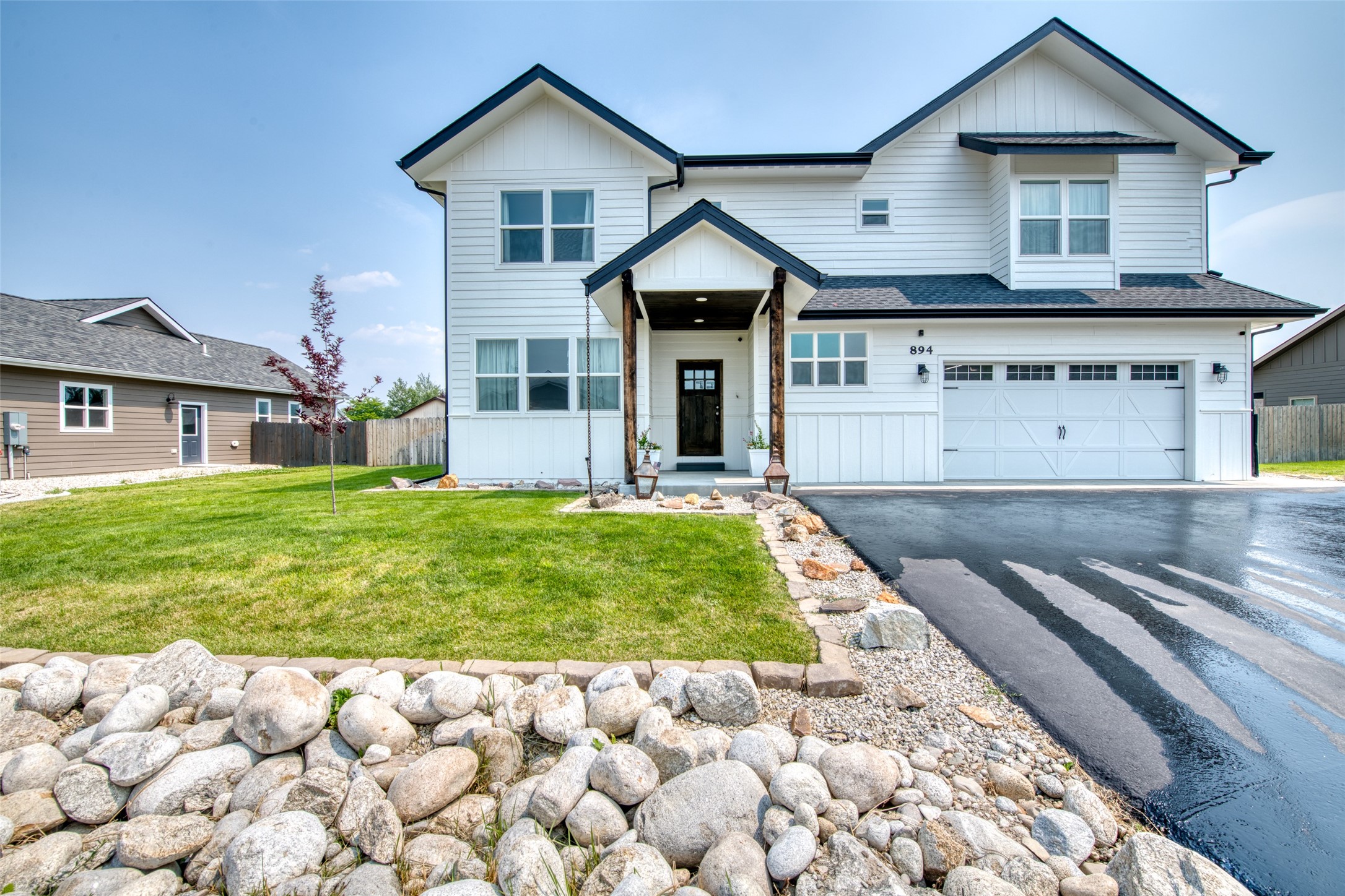 894 Doty Lane Property Photo