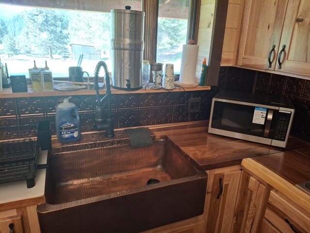360 Valley Drive Property Photo 13