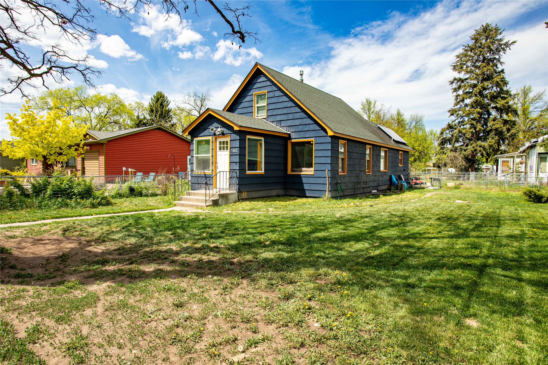 2216 S 7th Street W Property Photo