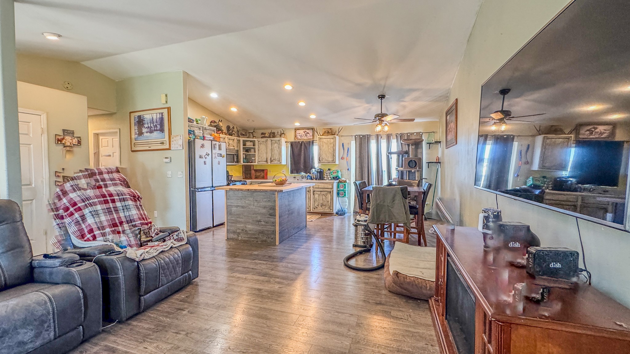 870 Star Road Property Photo 2
