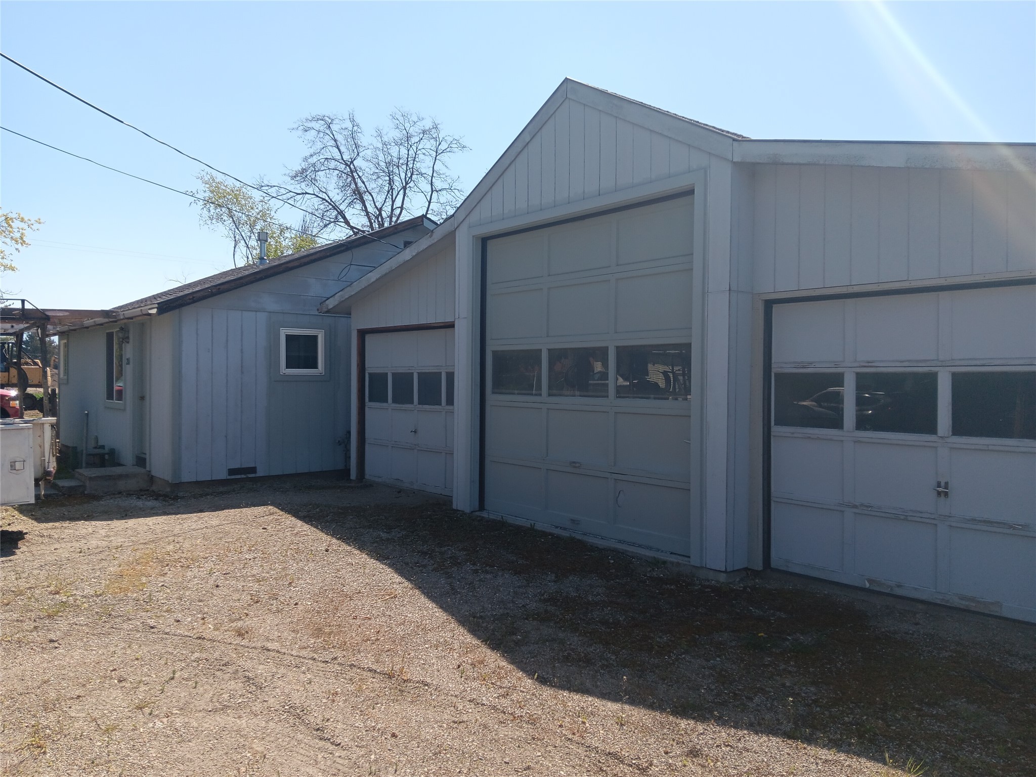 211, 122, 124, 126 Flower Street Property Photo 25
