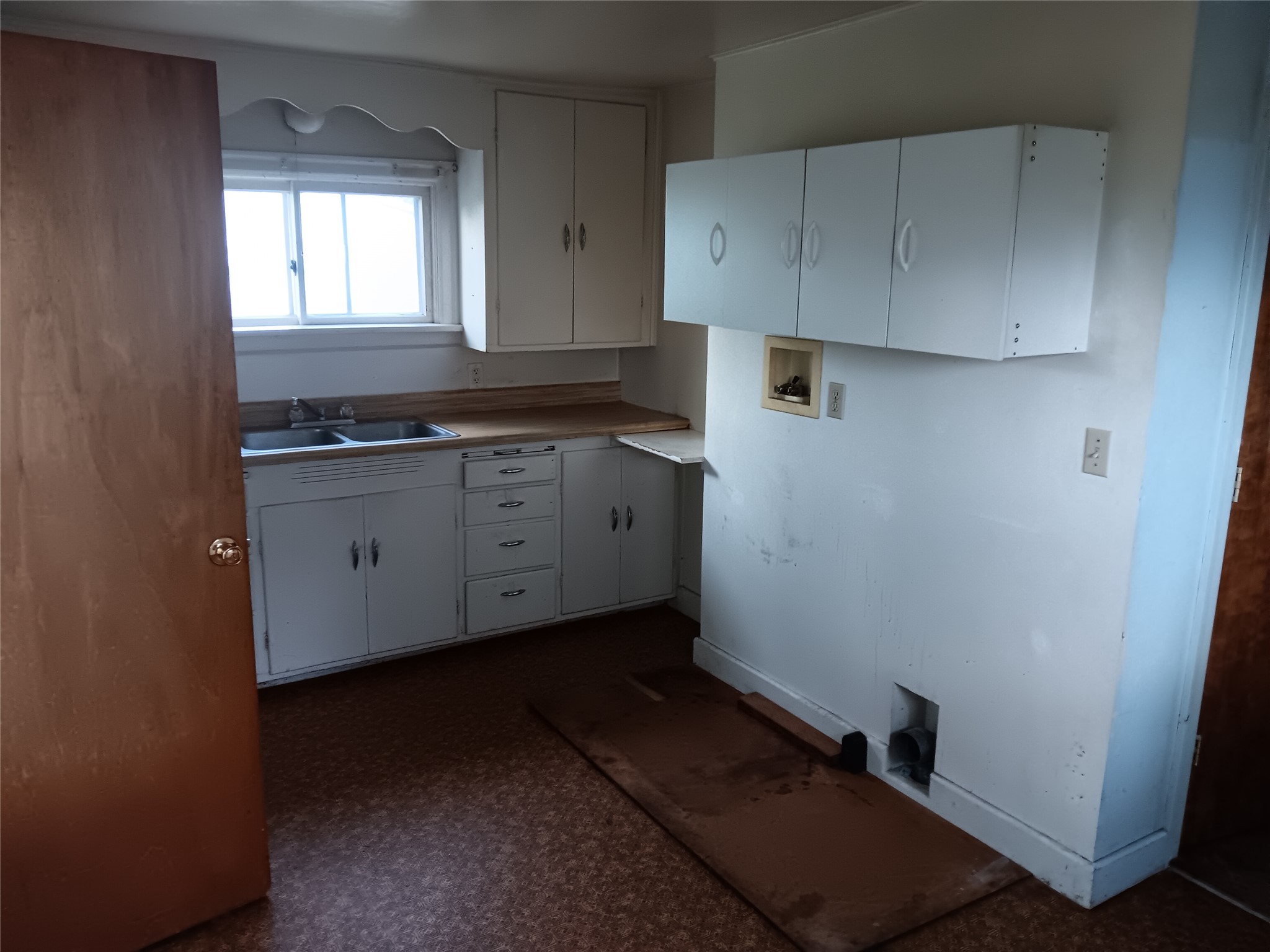 211, 122, 124, 126 Flower Street Property Photo 32