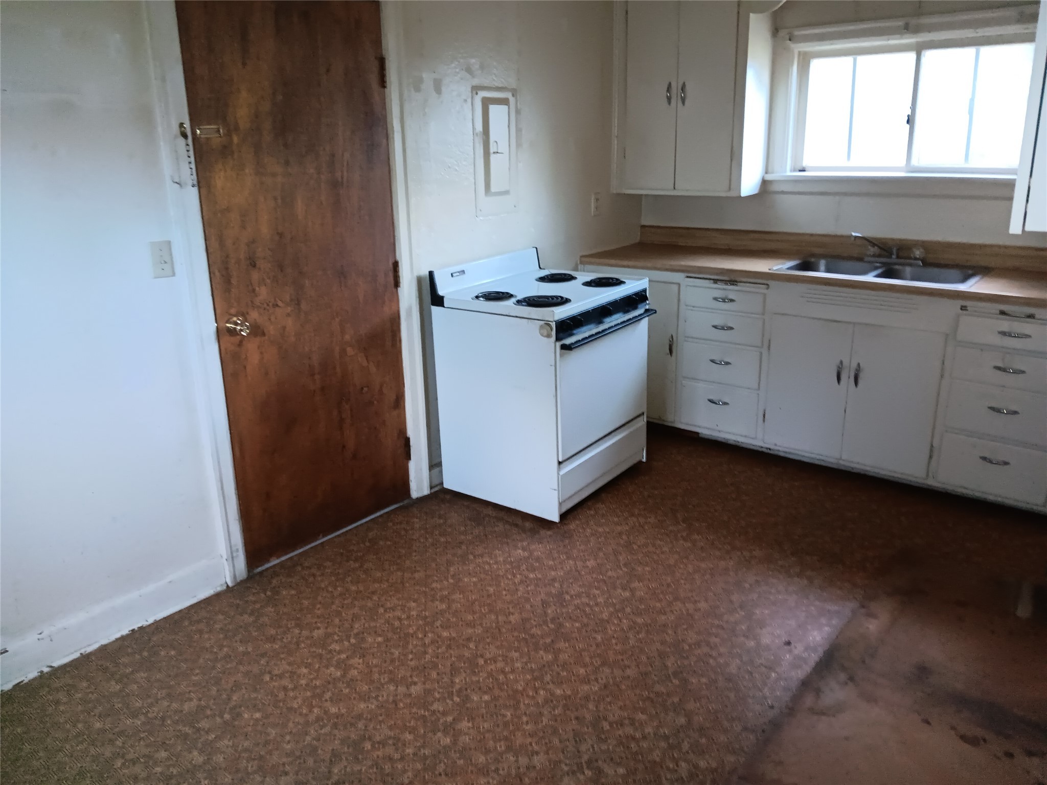211, 122, 124, 126 Flower Street Property Photo 35