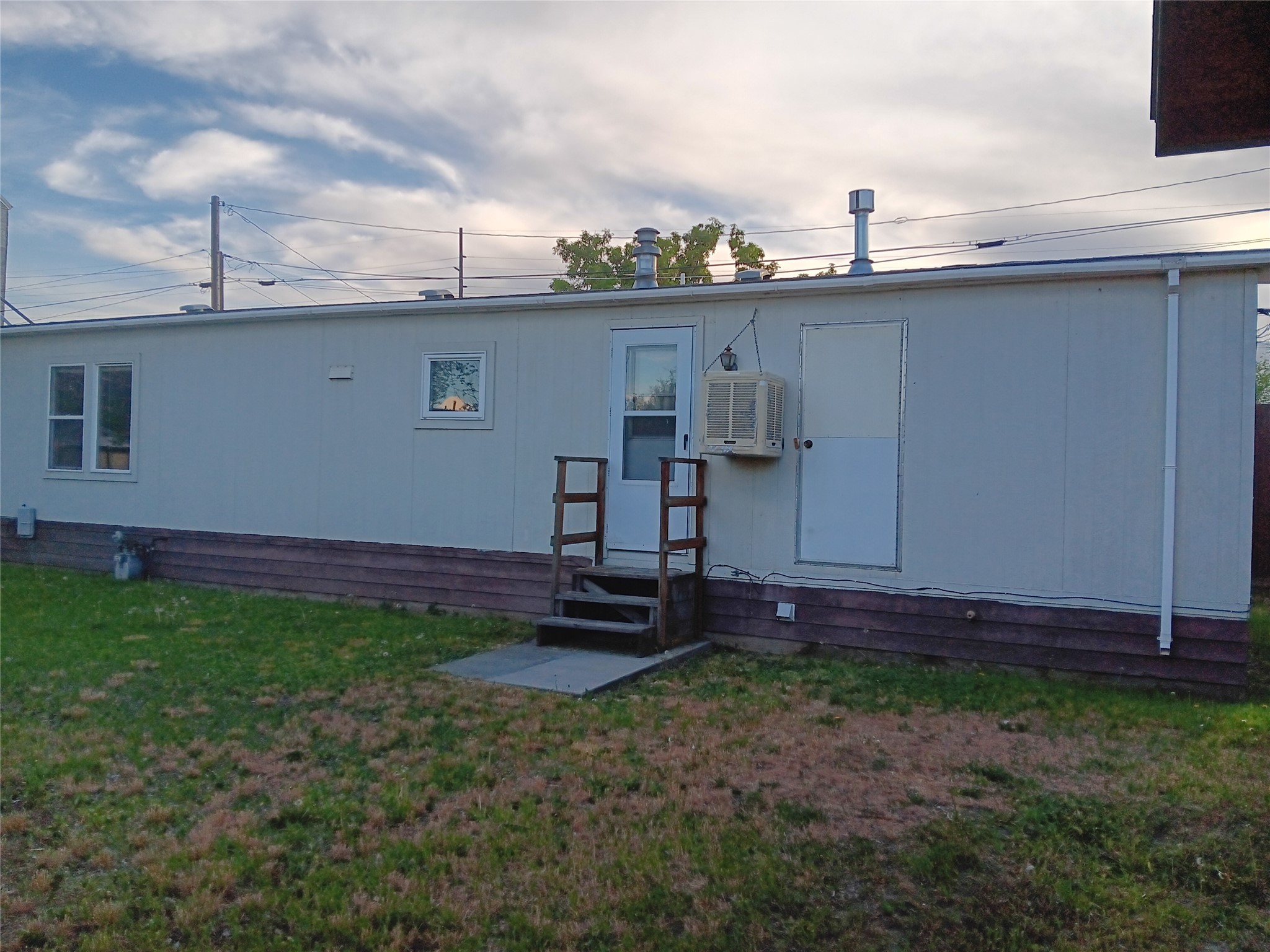211, 122, 124, 126 Flower Street Property Photo 61