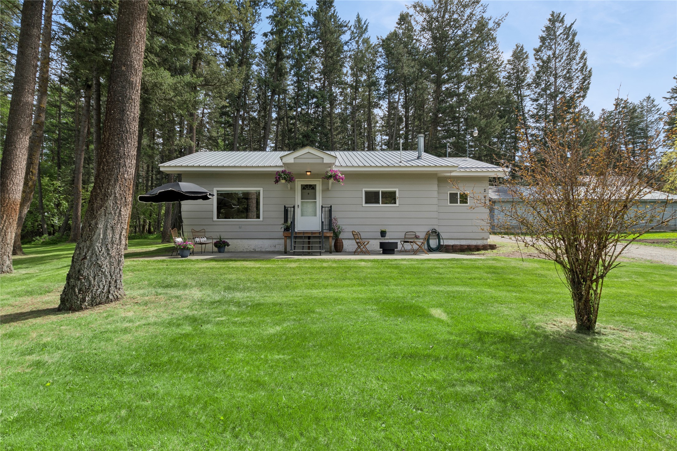 209 Riley Lane Property Photo 1