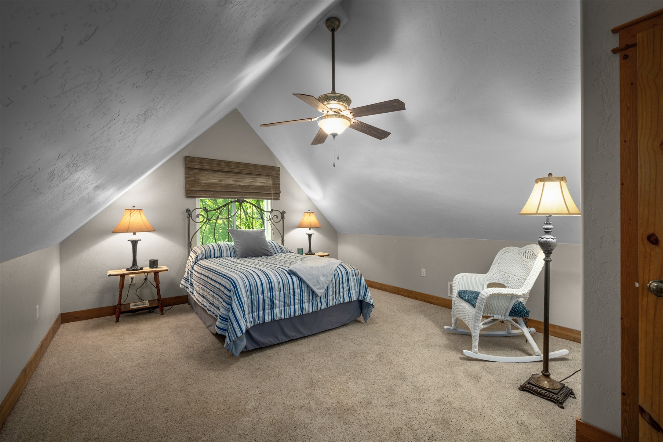 941 Lakeside Boulevard Property Photo 38