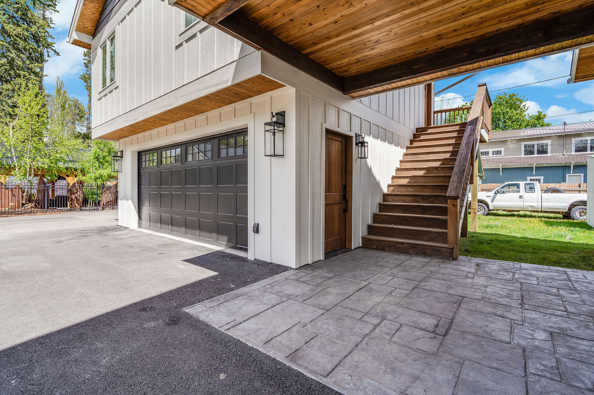 914 2nd Street E Property Photo 48