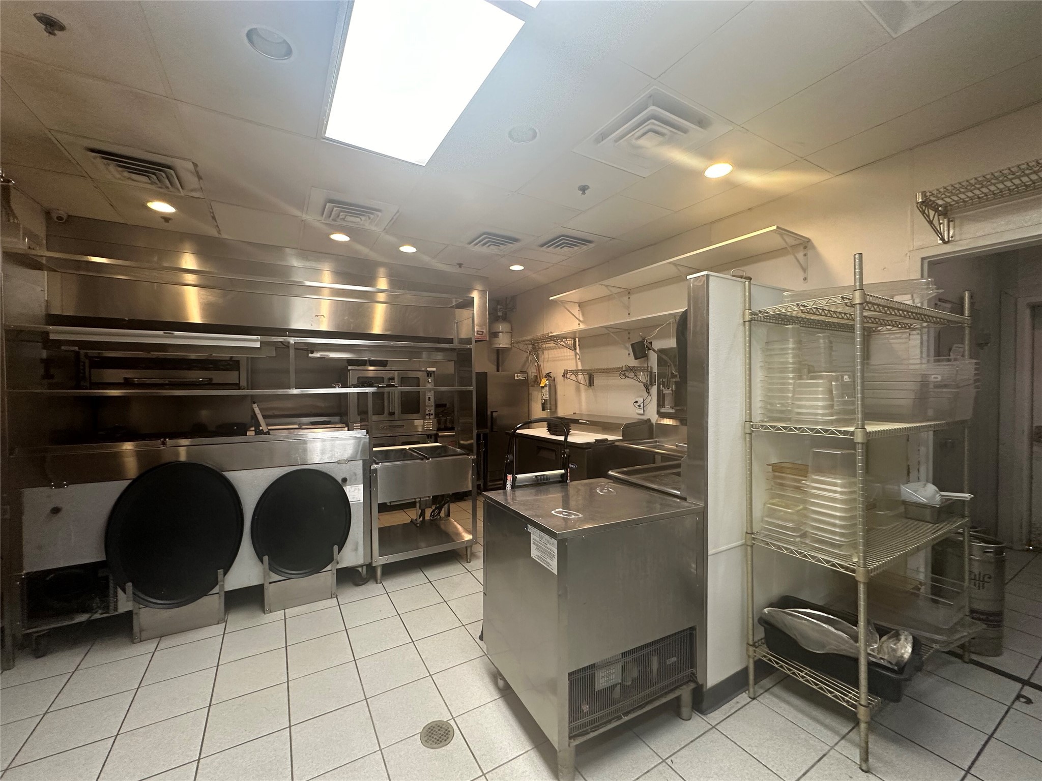 306 Stoner Loop Property Photo 9