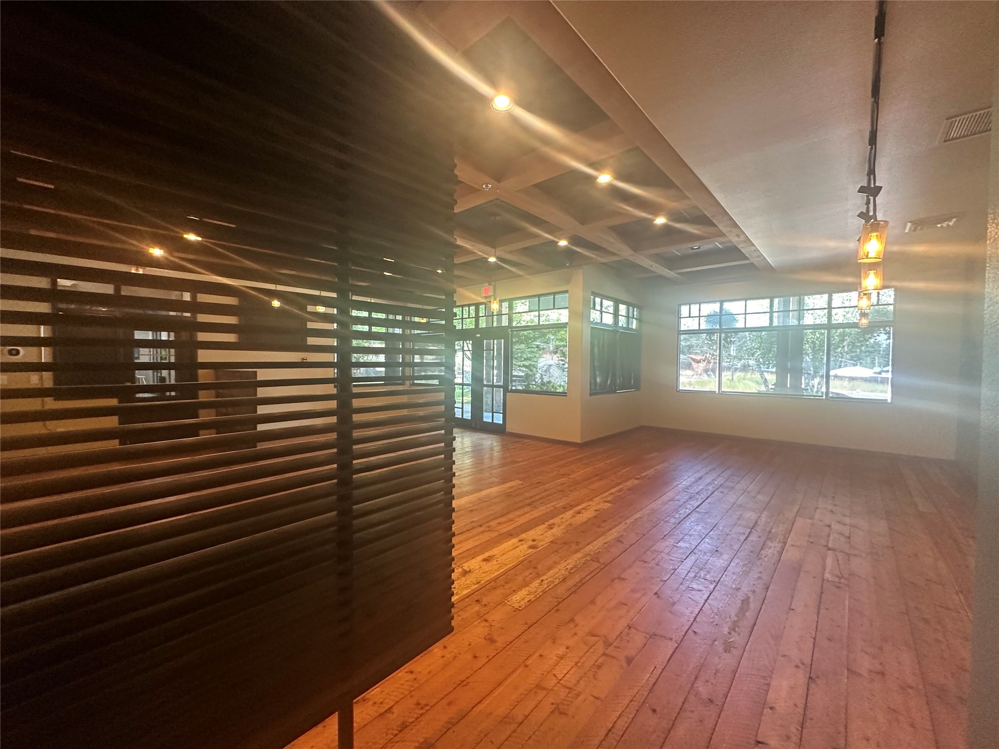 306 Stoner Loop Property Photo 12