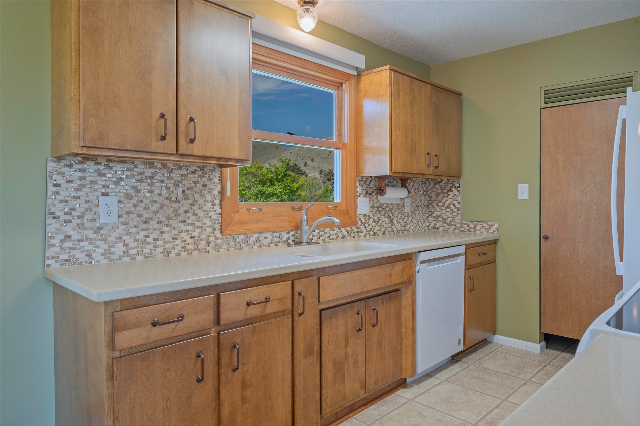 5706 Shannon Court Property Photo 8