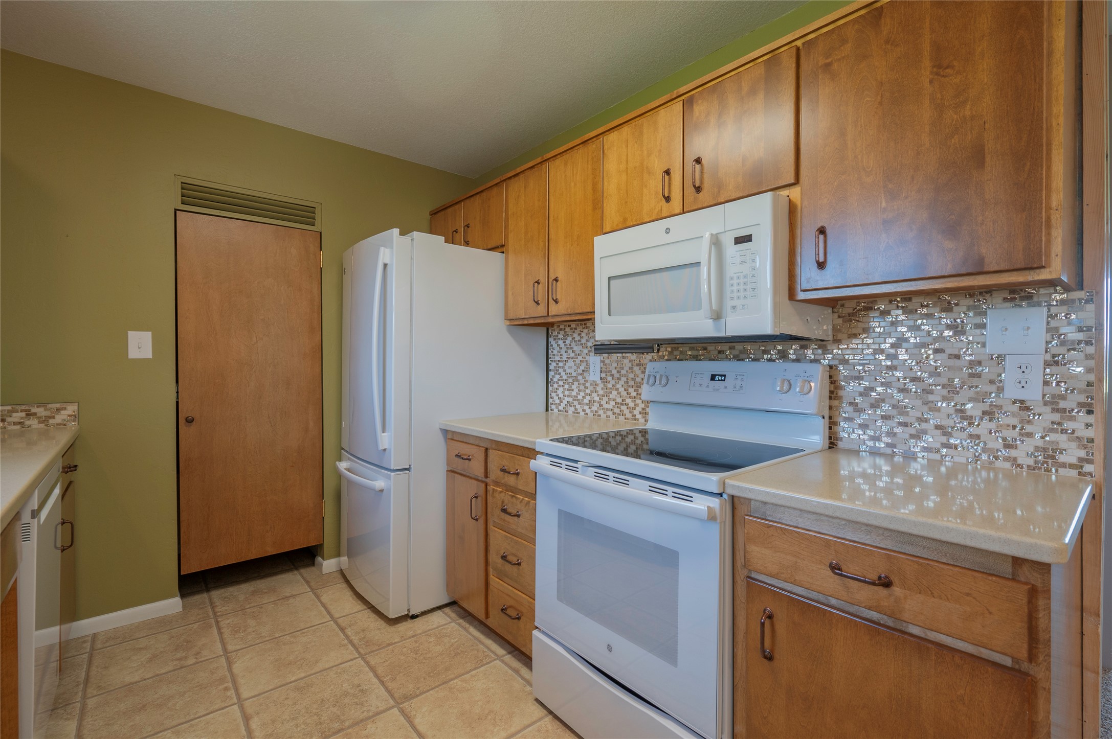 5706 Shannon Court Property Photo 10
