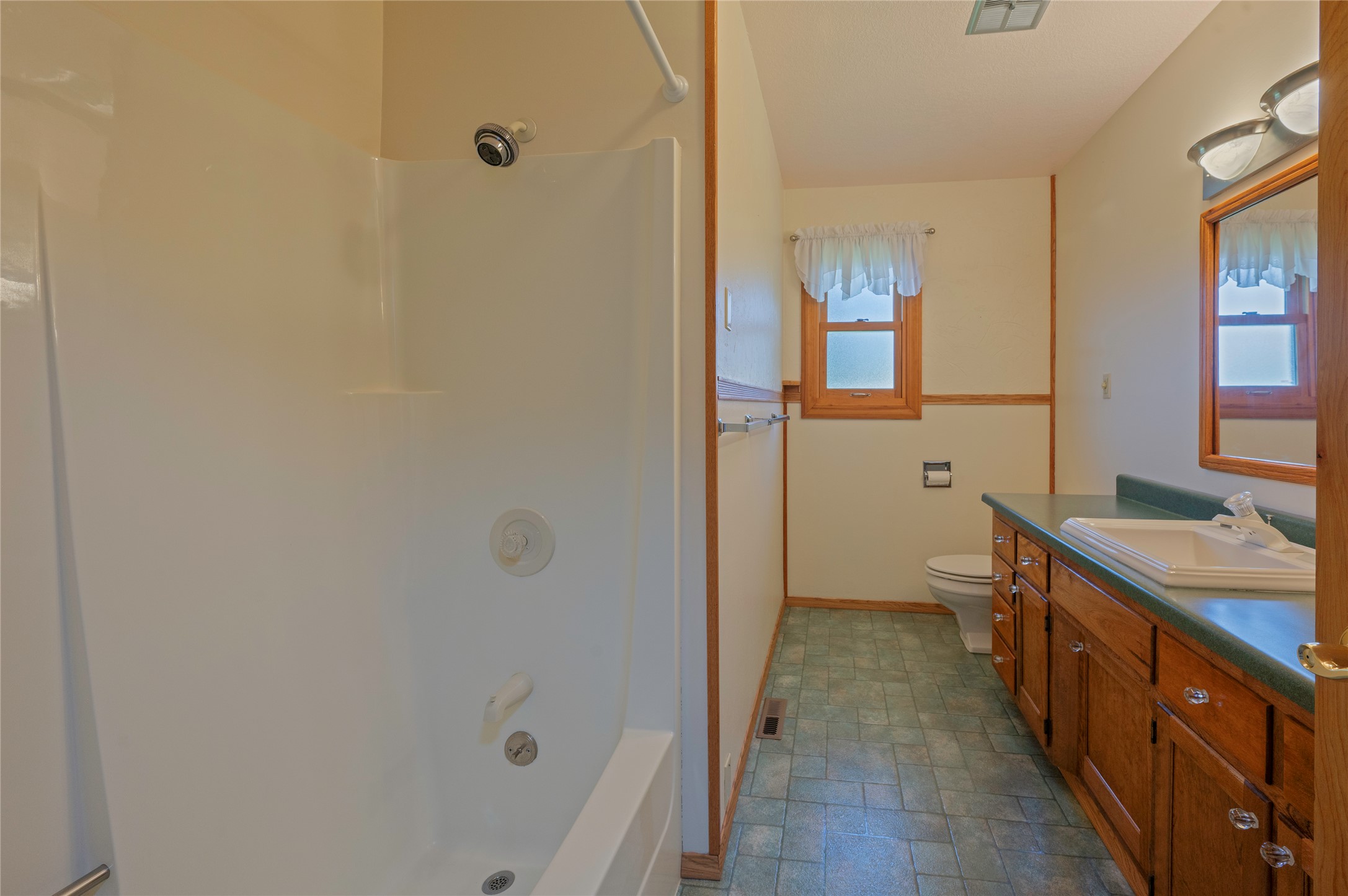 5706 Shannon Court Property Photo 20