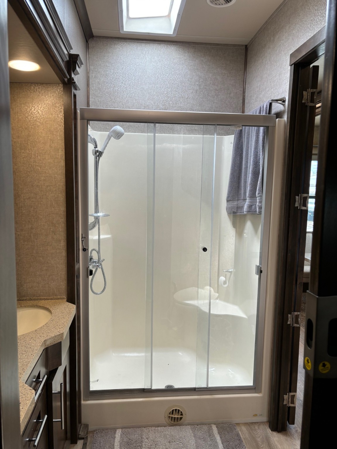 9 Regatta Road Spc 22 Property Photo 6