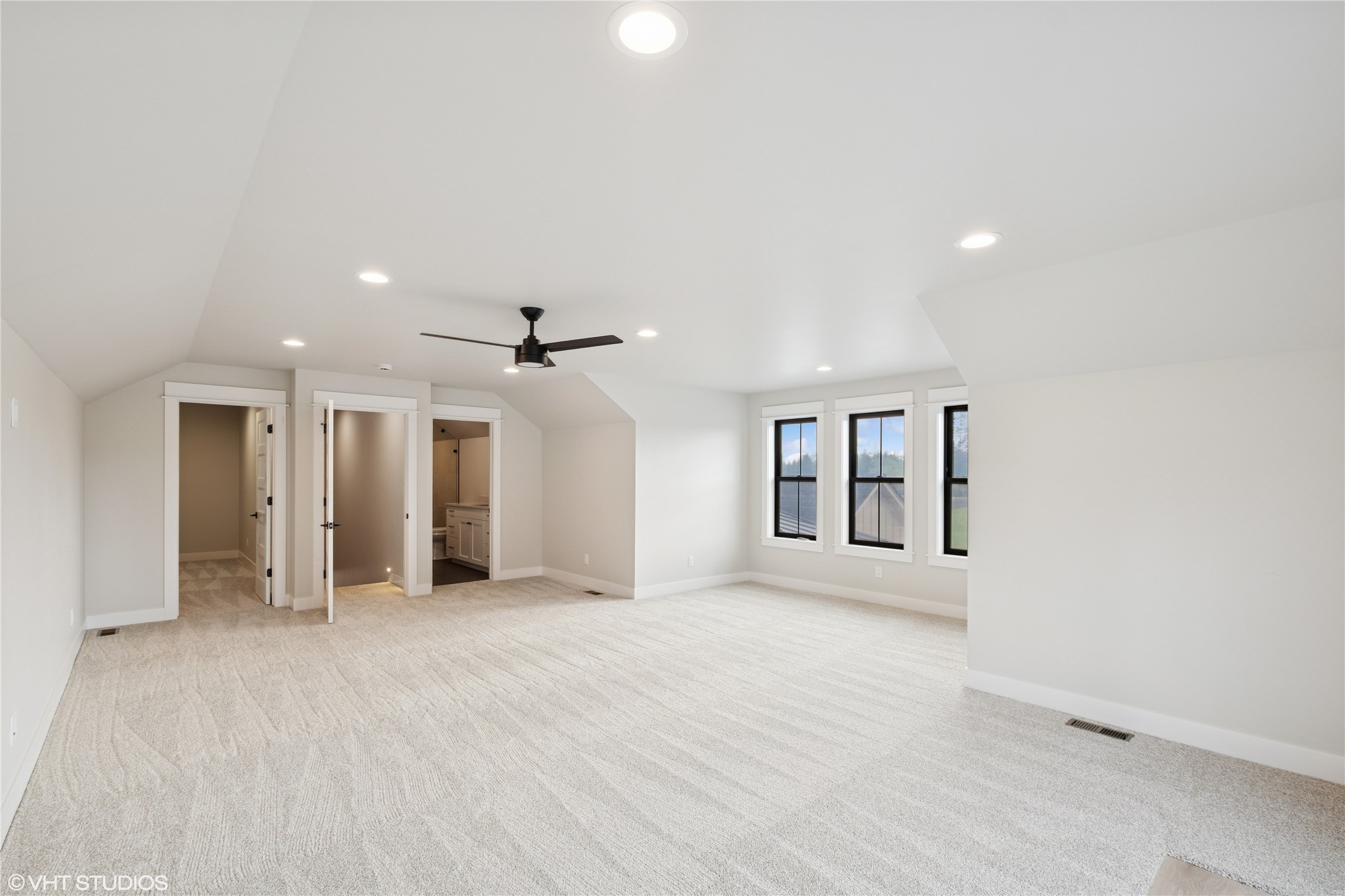 168 Wood Ridge Drive Property Photo 26