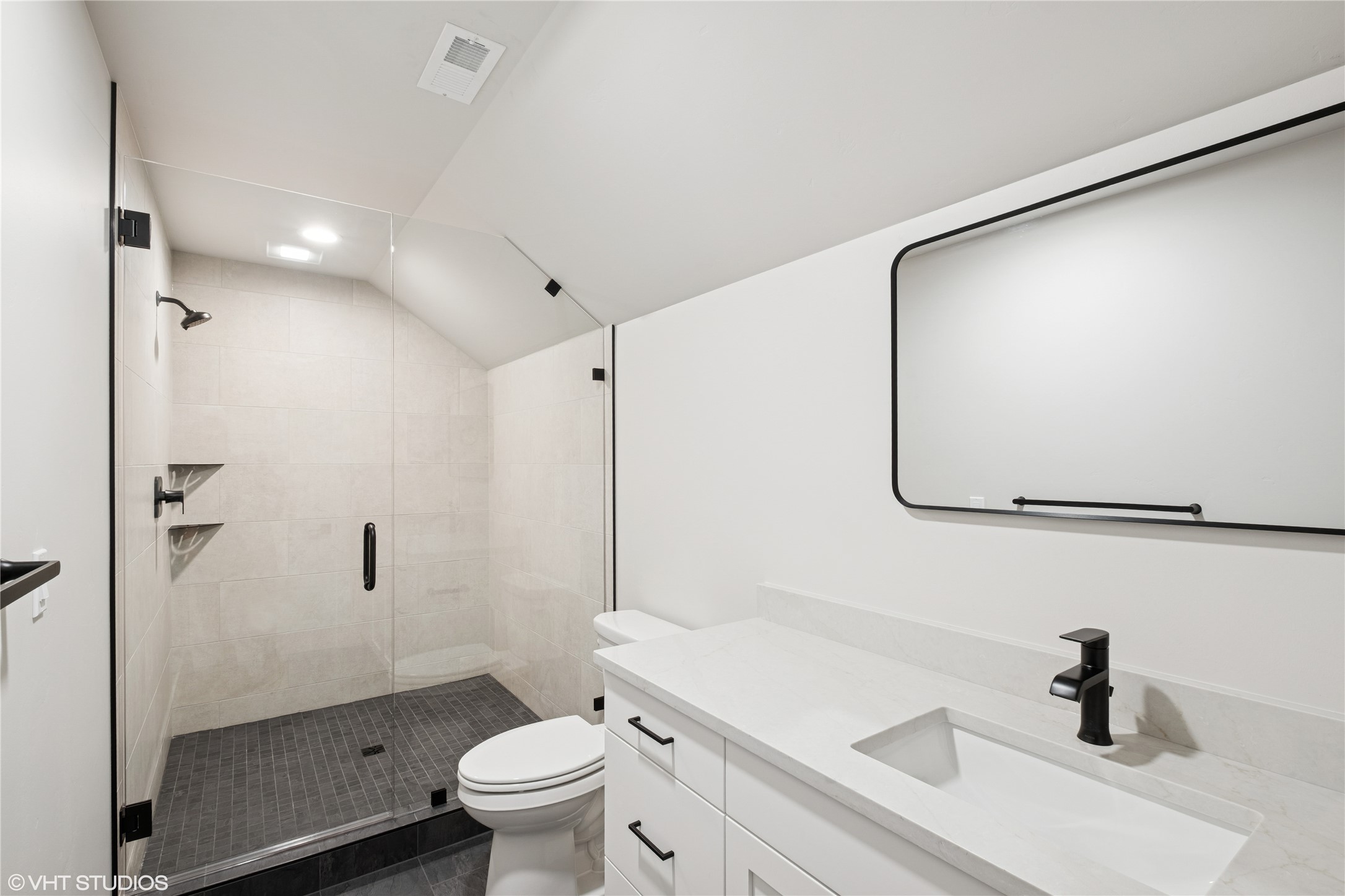 168 Wood Ridge Drive Property Photo 27