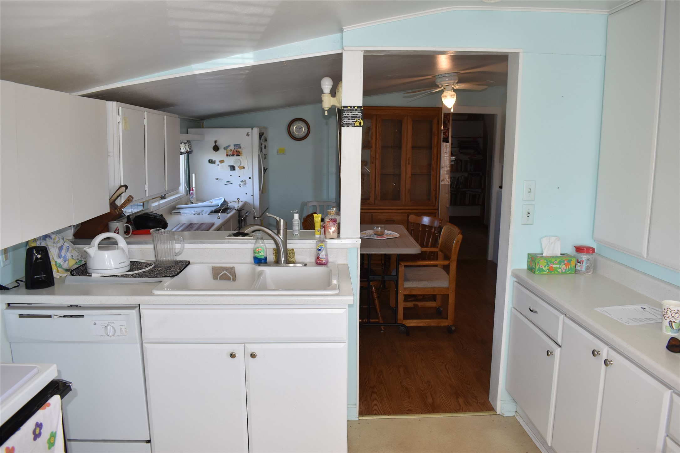 946 Lederer Road Property Photo 7